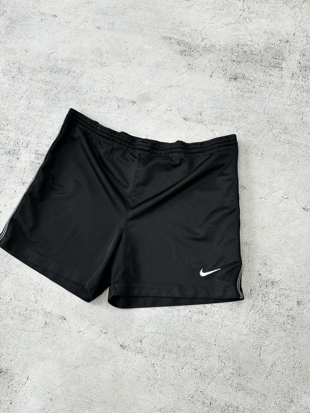 Nike Vintage Nike shorts 90s Size US 32 / EU 48 - 2 Thumbnail
