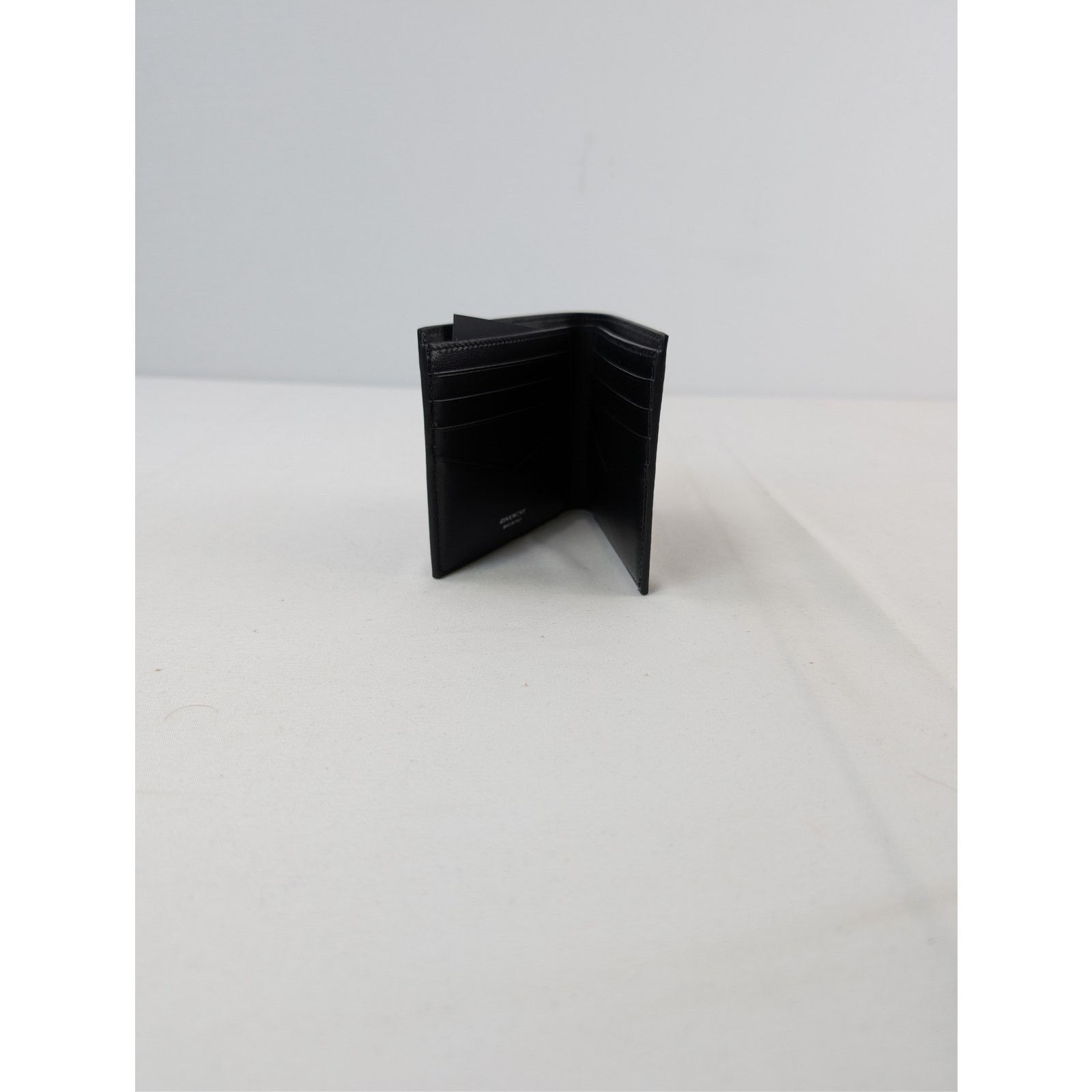 Givenchy o1rshd1 Size: OS / 8CC Billford Wallet in Dark Grey Size ONE SIZE - 10 Thumbnail