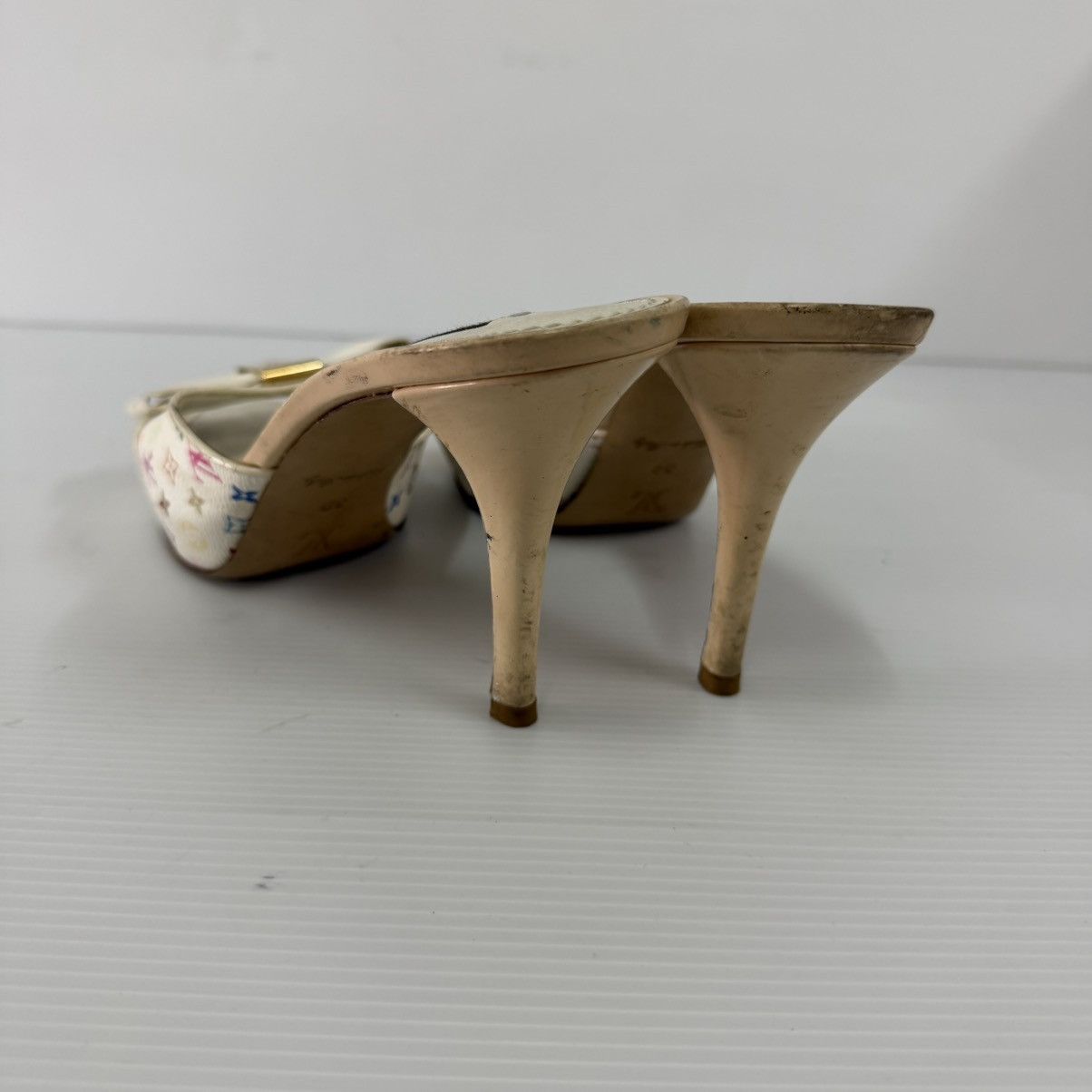 Louis Vuitton Louis Vuitton Multicolor Heels Size US 9 / IT 39 - 7 Thumbnail