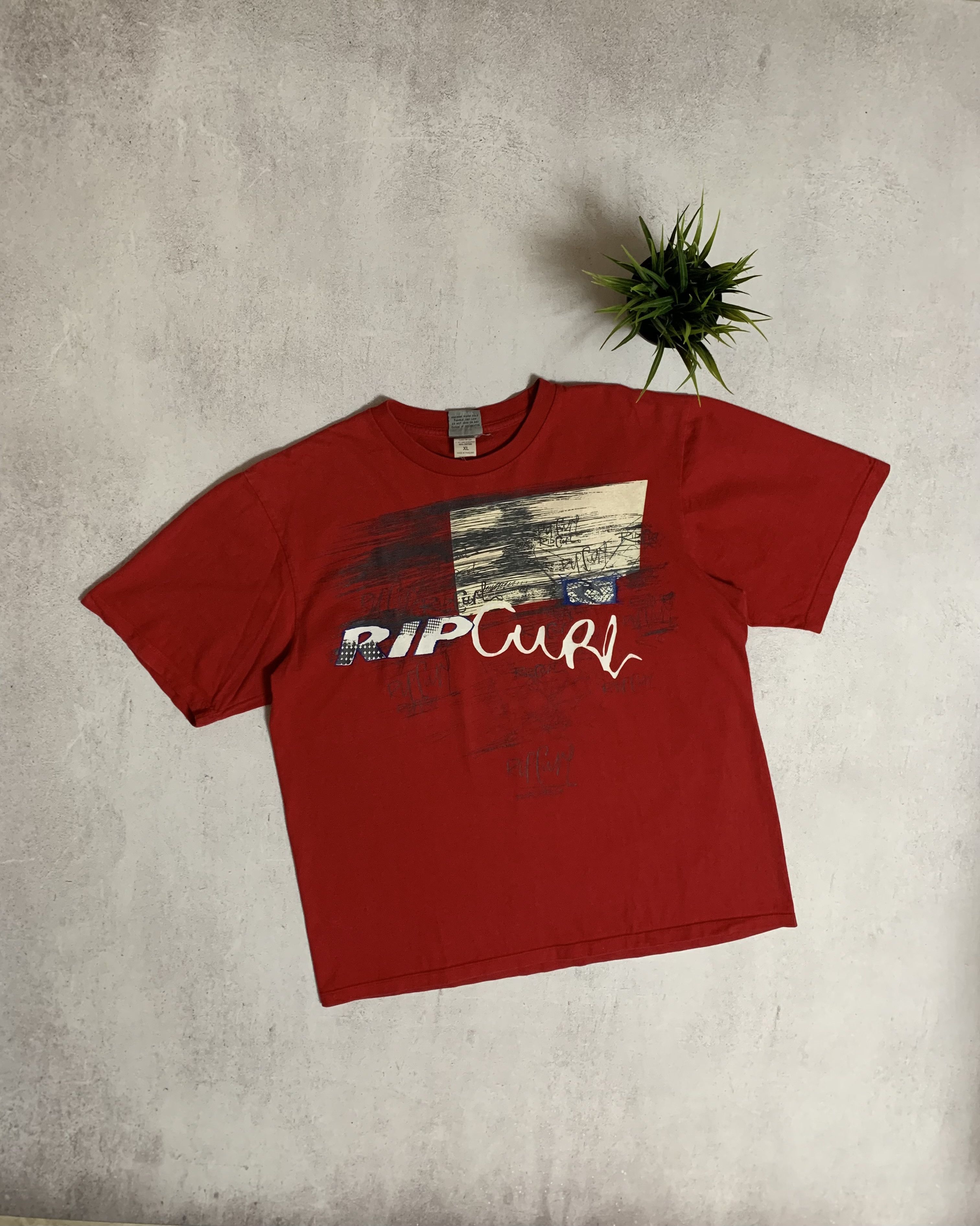 Rip Curl × Vintage Vintage Rip Curl T Shirt Tee Baggy Crazy Big Logo Y2K 90s Size US XL / EU 56 / 4 - 1 Thumbnail
