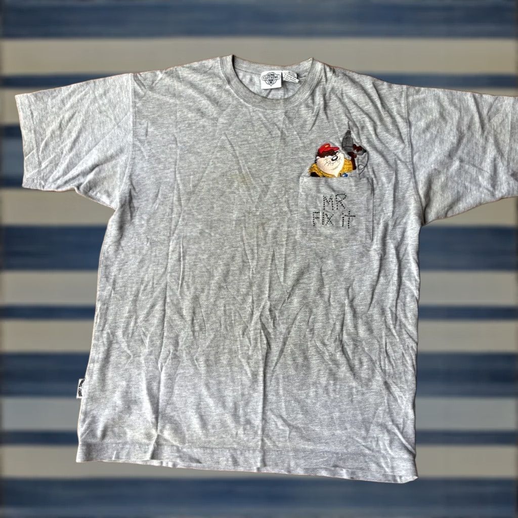 Vintage VINTAGE 90s Taz Mr Fix It Pocket T-Shirt Medium Gray Warner Brothers Studio Store Shirt Mens Size US M / EU 48-50 / 2 - 1 Thumbnail