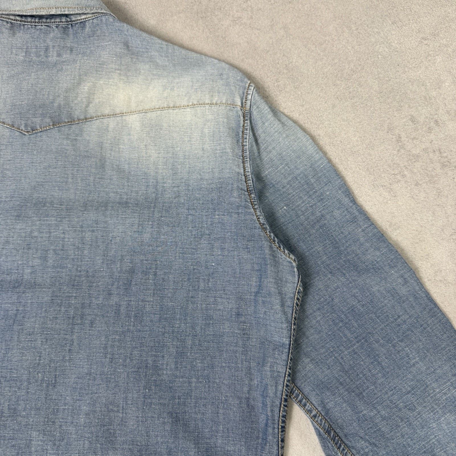 Dsquared2 Dsquared2 Men Denim Shirt Size 46 Blue Cotton Size US M / EU 48-50 / 2 - 19 Thumbnail