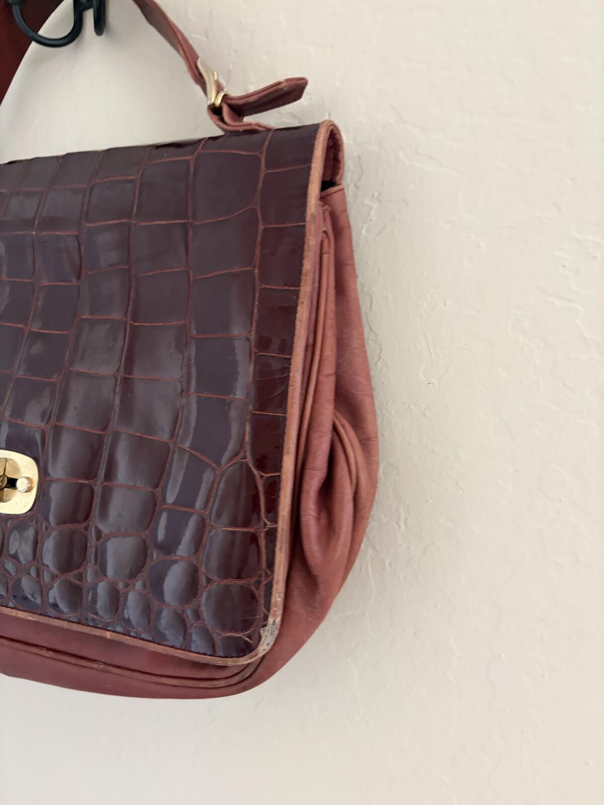 Saks Fifth Avenue Vintage Saks Fifth Satchel - Deep Burgundy Size ONE SIZE - 12 Thumbnail