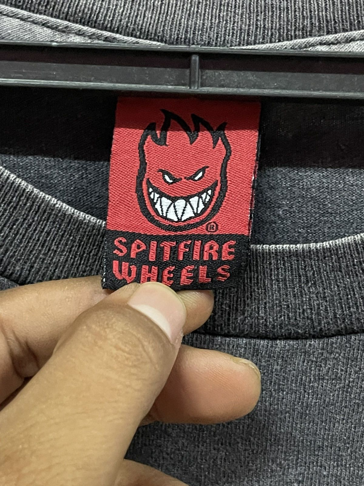 Spitfire Vintage Sunfaded Spitfire🔥🔥🔥 Size US L / EU 52-54 / 3 - 6 Thumbnail