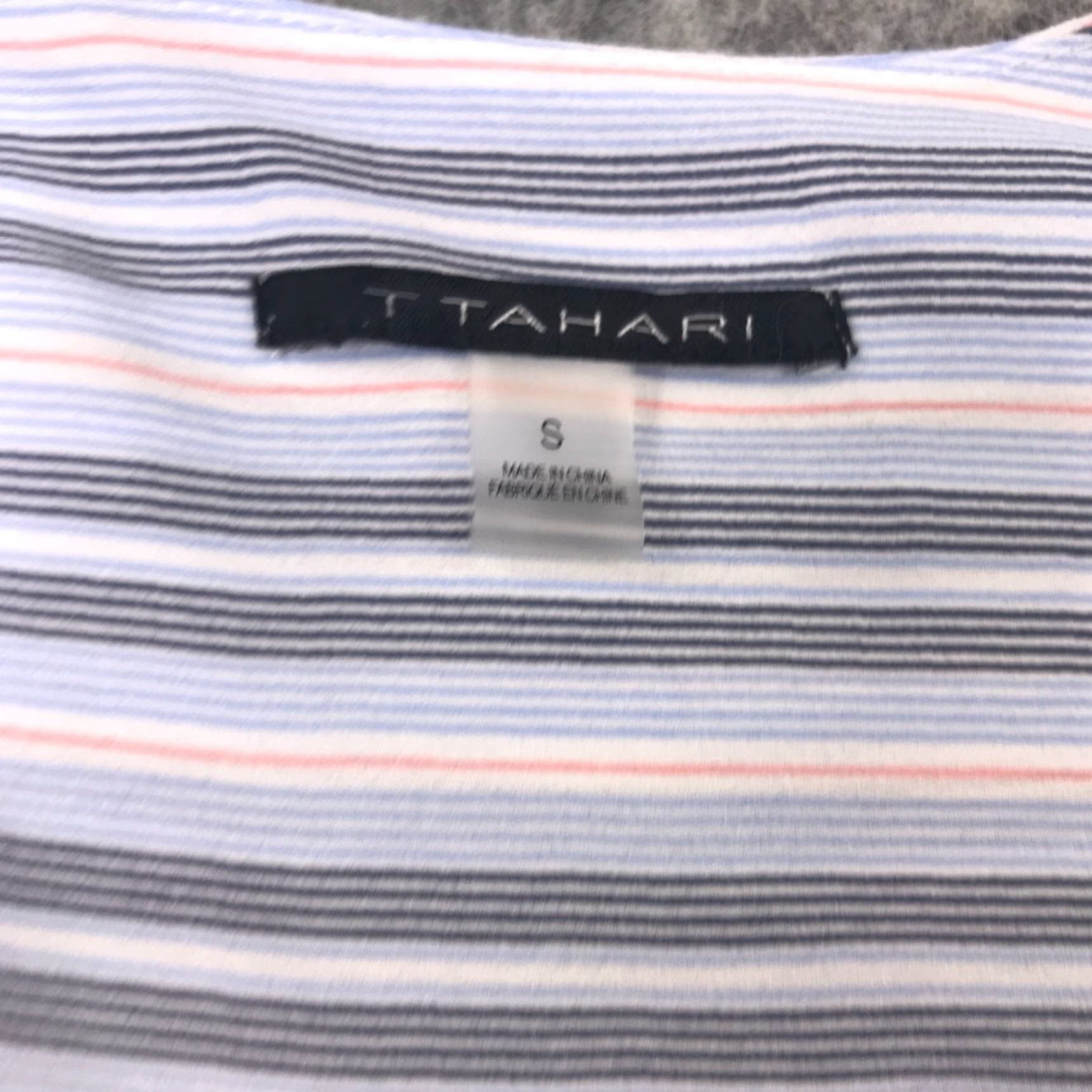 Vintage Tahari Womens Shirt Top Small Blue Striped Linen Button-Down V-Neck Long Sleeve Relaxed Fit Casual Shirt Size S / US 4 / IT 40 - 6 Thumbnail