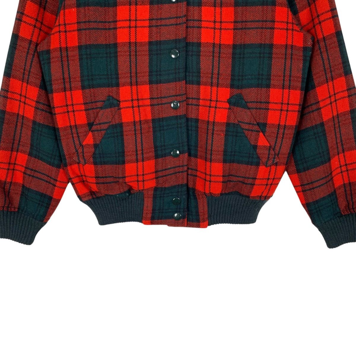 If Six Was Nine Vintage 90s Bobbie Brooks plaid bomber jacket Red Tartan Size US S / EU 44-46 / 1 - 6 Thumbnail