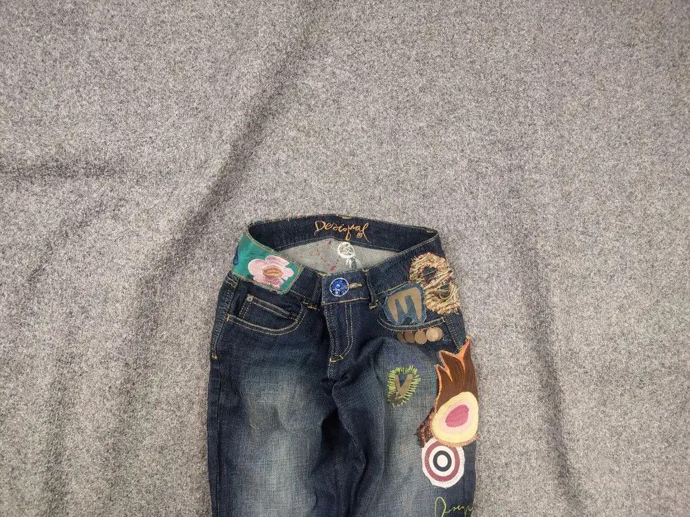 Hysteric Glamour Desigual Vintage Y2K Style Low-rise jeans embroidered logo Size 30" / US 8 / IT 44 - 1 Thumbnail