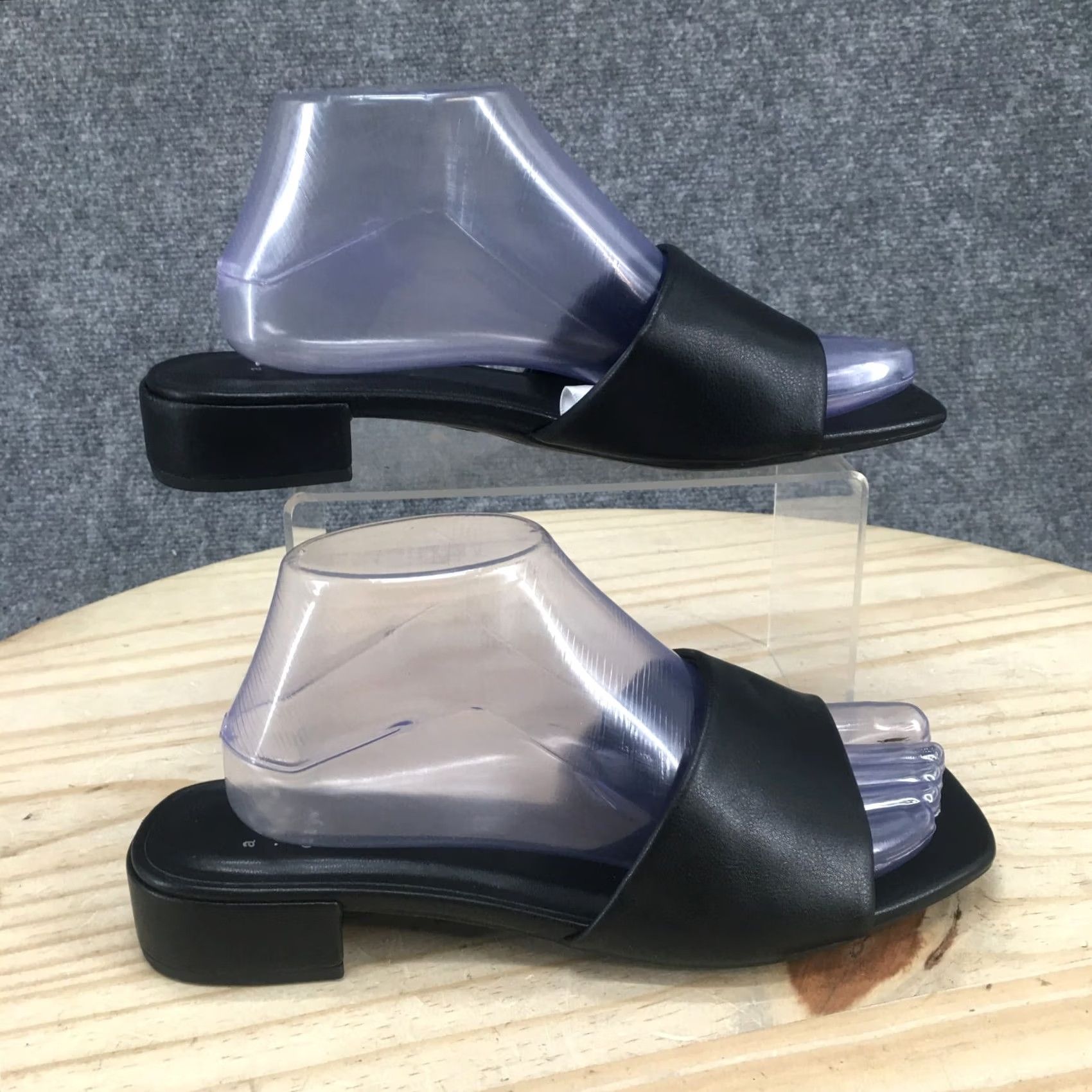 Vintage A New Day Sandals Womens 7.5 W Slides Black Faux Leather Open Toe Low Heels Size US 8 / IT 38 - 2 Thumbnail