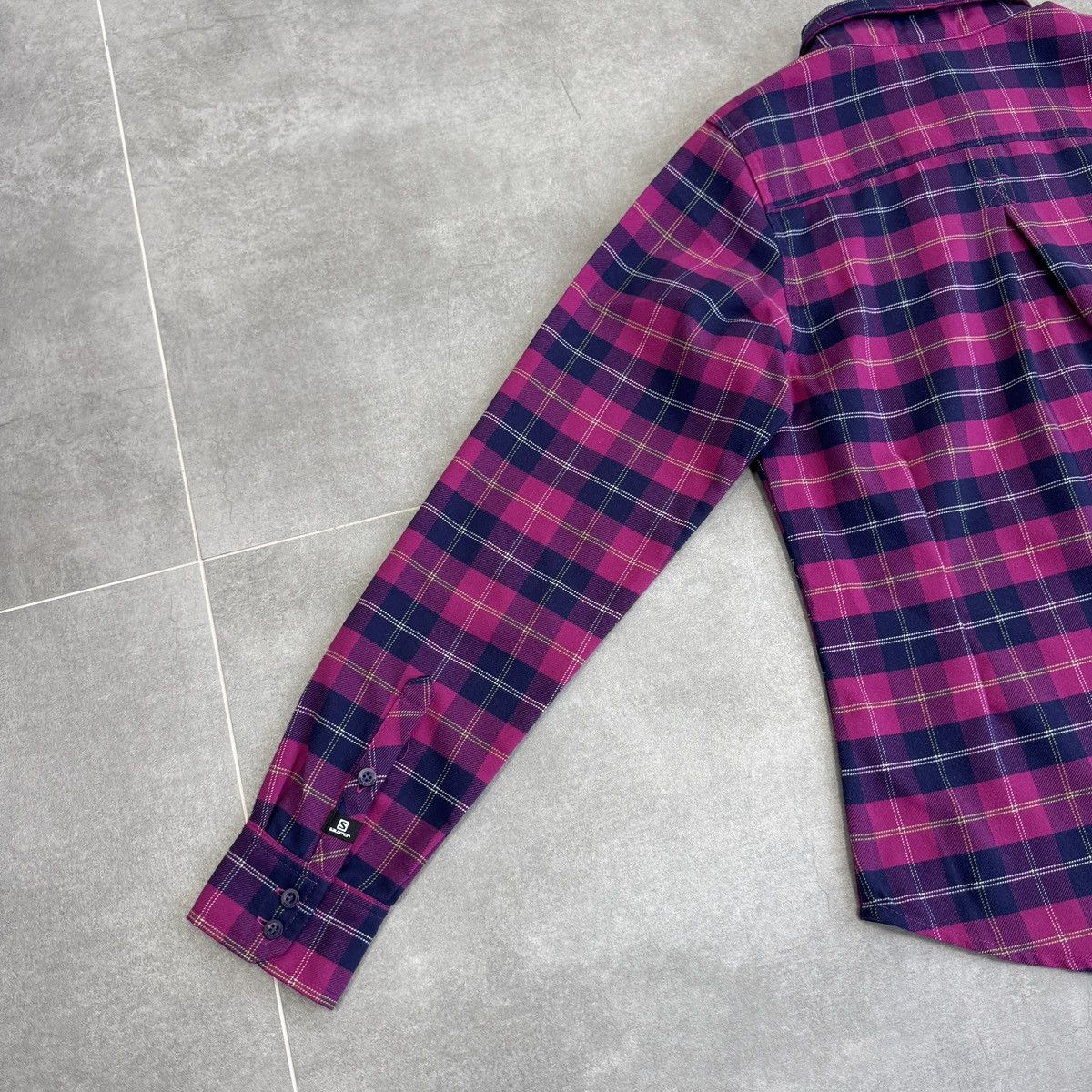 Salomon Salomon Women Flannel Button Shirt Size M Size M / US 6-8 / IT 42-44 - 18 Thumbnail