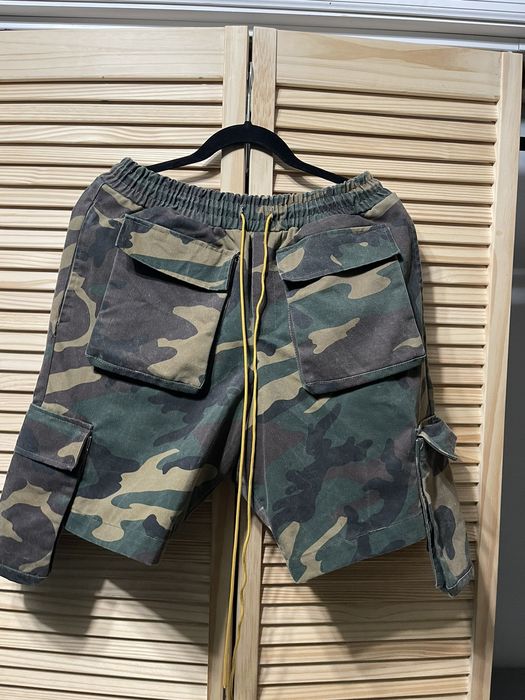 Rhude cheap camo shorts