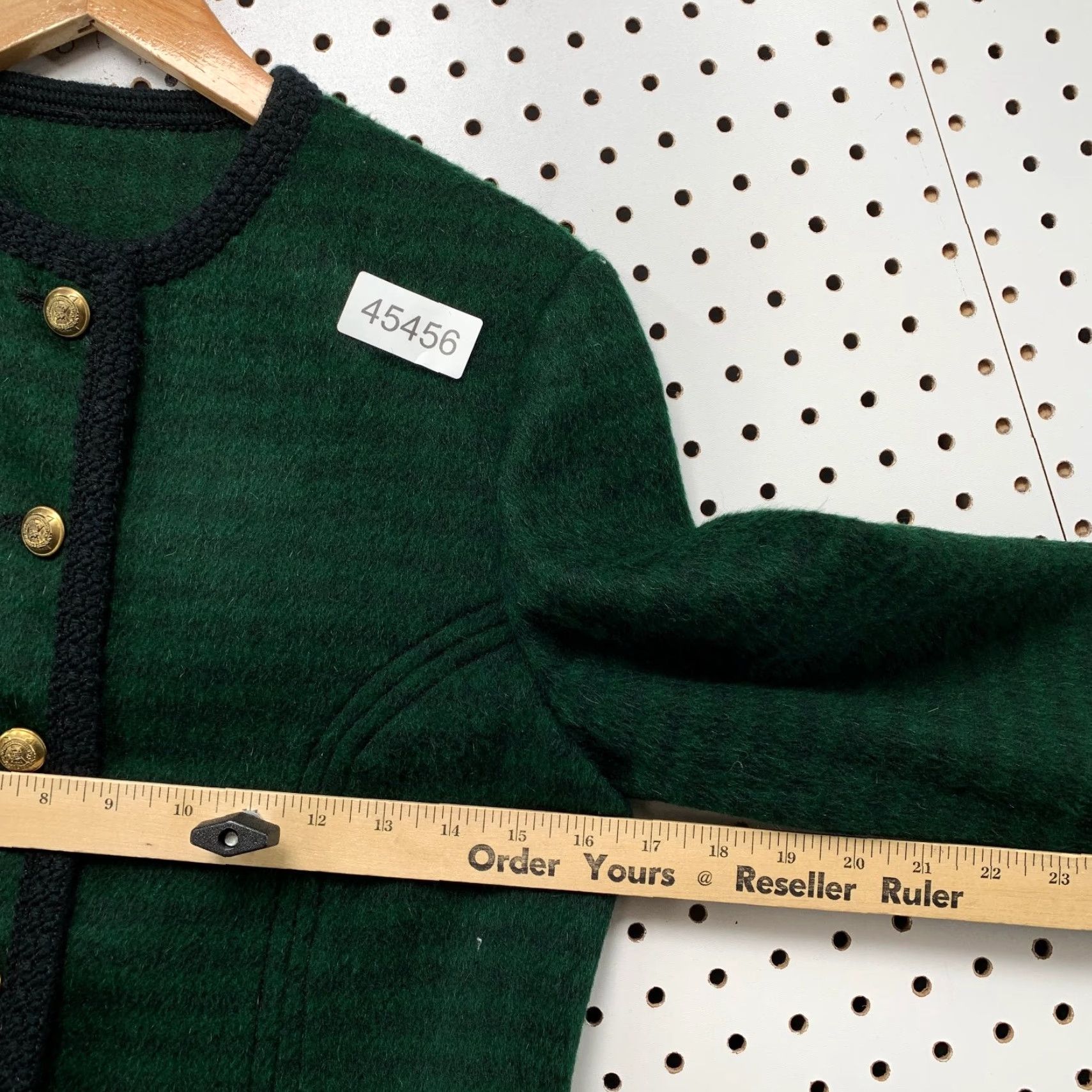 Vintage VINTAGE Gordon Highlanders Cardigan Wool Small Tartan Plaid Trachten Shirt Womens S Green Knit Button Crew Neck Long Sleeve Casual Sweater 90s Size S / US 4 / IT 40 - 7 Thumbnail