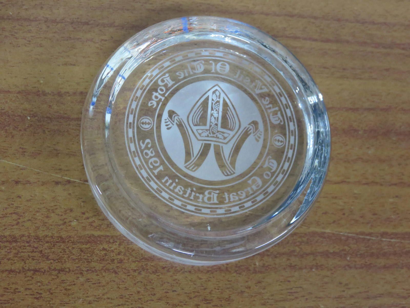 The Unbranded Brand The Visit of the Pope to Great Britain 1982Glass Paperweight Size ONE SIZE - 2 Thumbnail