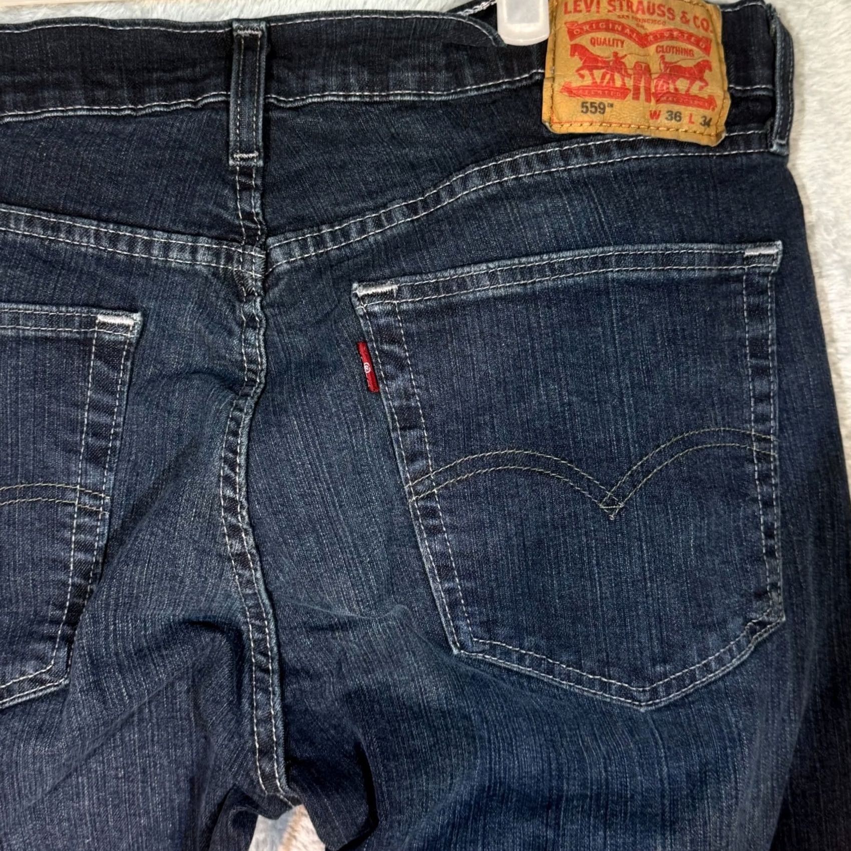 Levi's Levi’s 559 Jeans Men’s 36 x 34 Blue Denim Relaxed Fit High-Rise Straight Leg (Zipper Fly) Size US 36 / EU 52 - 7 Thumbnail