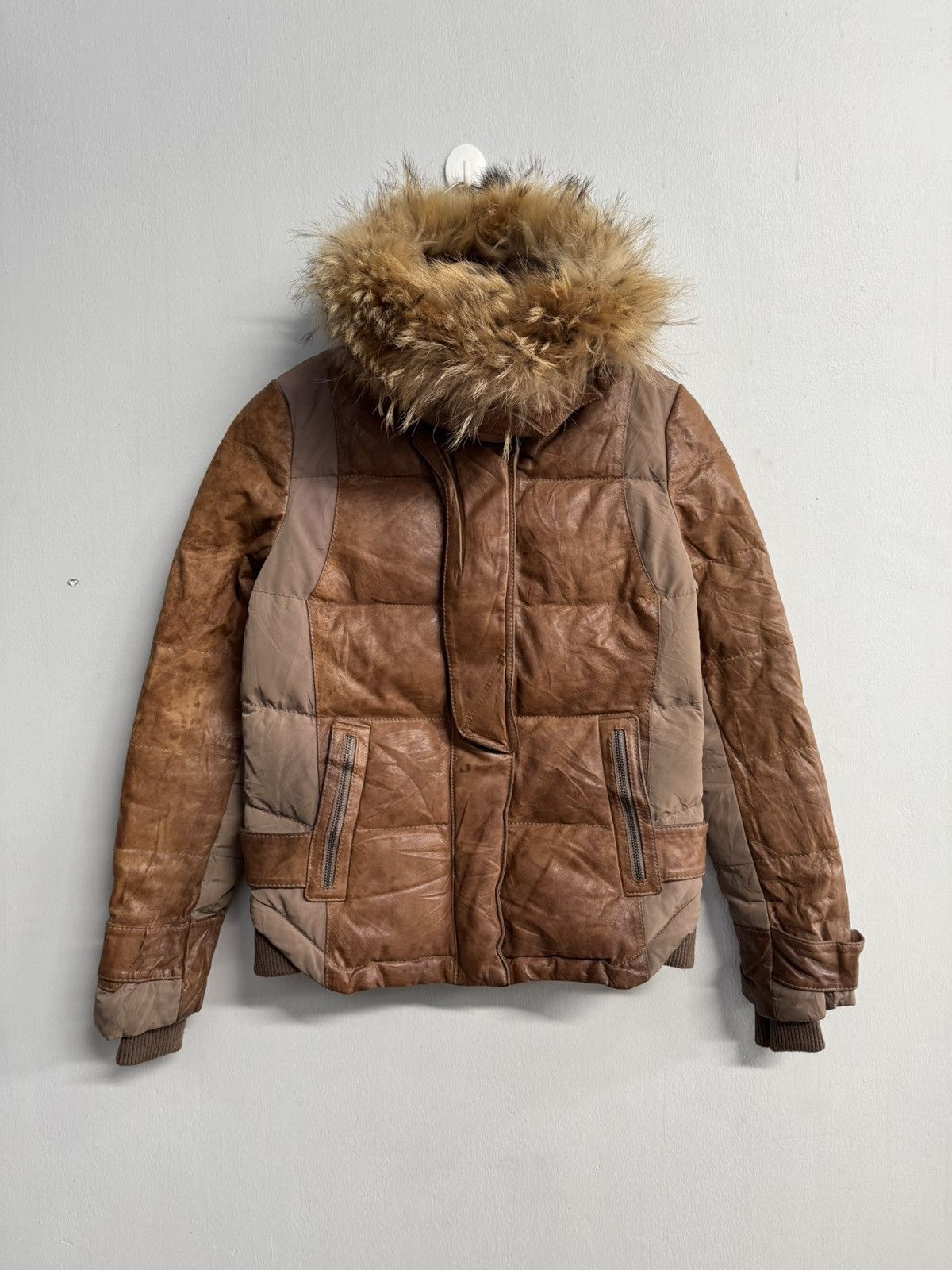 Japanese Brand BROWN LEATHER BONDAGE JACKET WITH A FUR TRIMMED HOOD Size US S / EU 44-46 / 1 - 1 Thumbnail