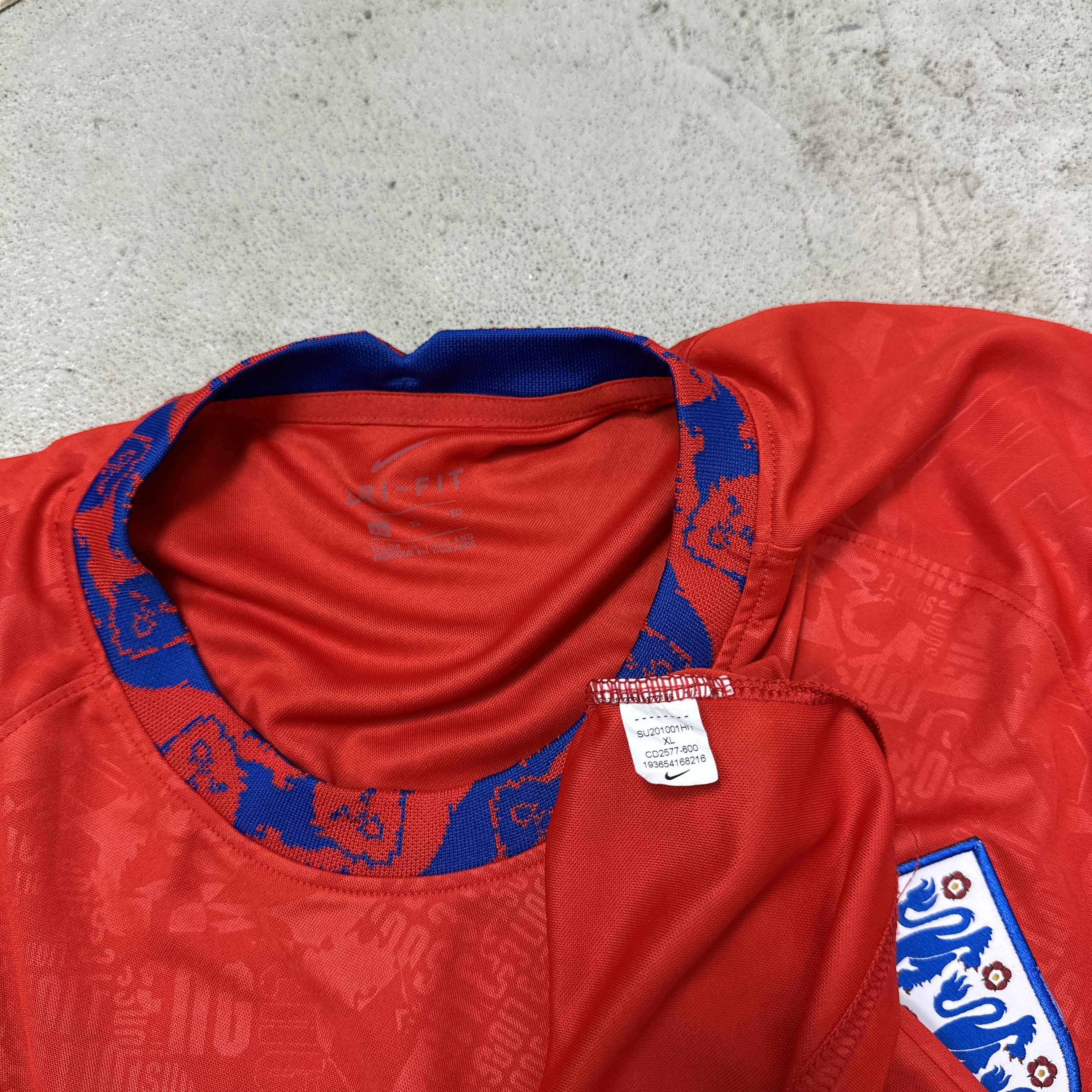 Nike Vintage Sporty Streetwear Nike England Jersey Y2K Size US XL / EU 56 / 4 - 3 Thumbnail