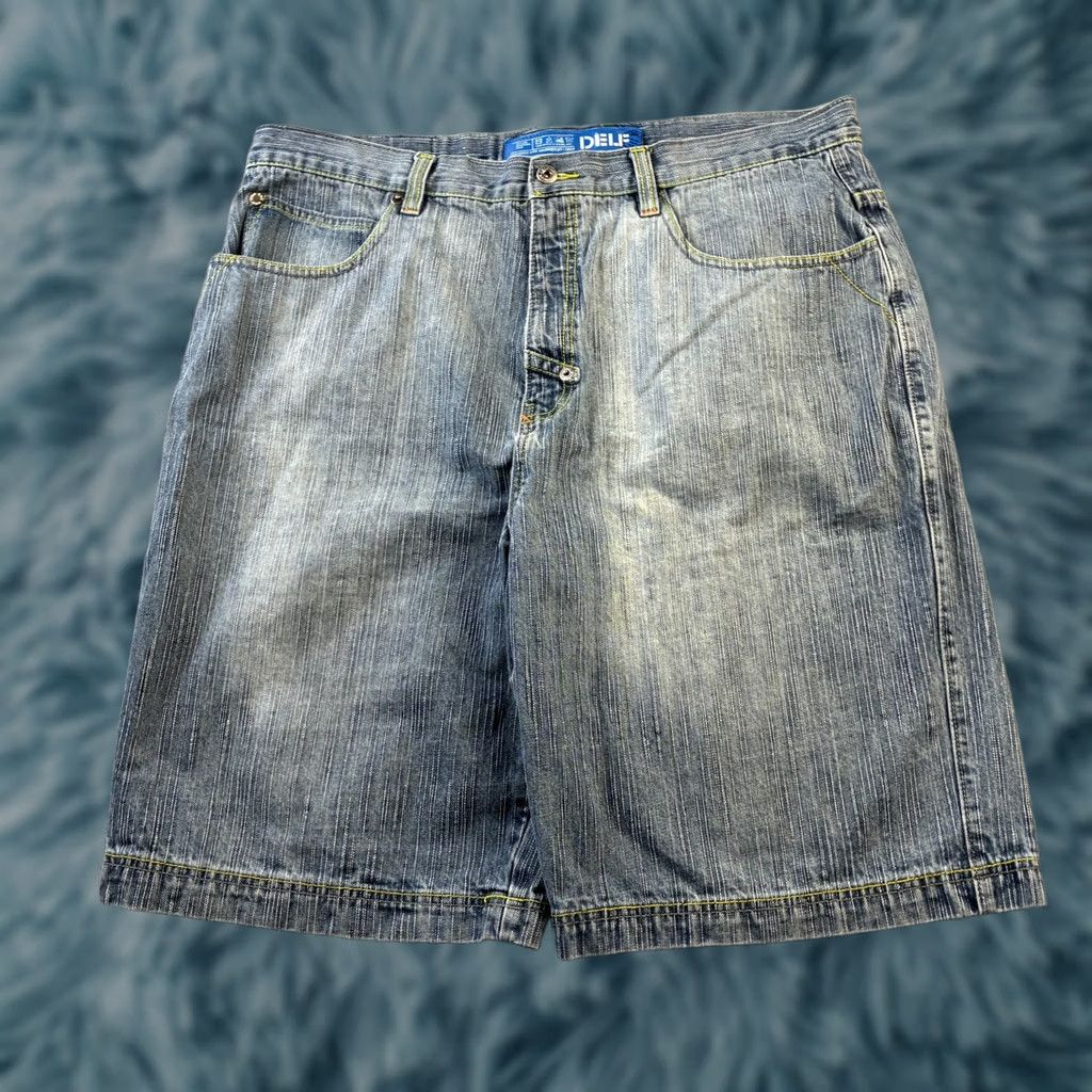 Vintage VINTAGE Delf Jeans Shorts 40 Blue 13" Inseam 5-Pocket Relaxed Bermuda Hip Hop Grunge 90s Mens Denim Baggy Casual Summer Spring Size US 40 / EU 56 - 1 Thumbnail