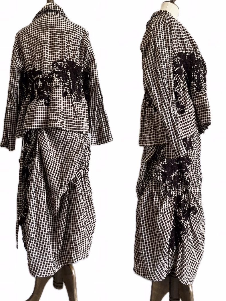 Issey Miyake Issey Miyake size:2 A grey embroidered cardigan Size XS / US 0-2 / IT 36-38 - 1 Thumbnail