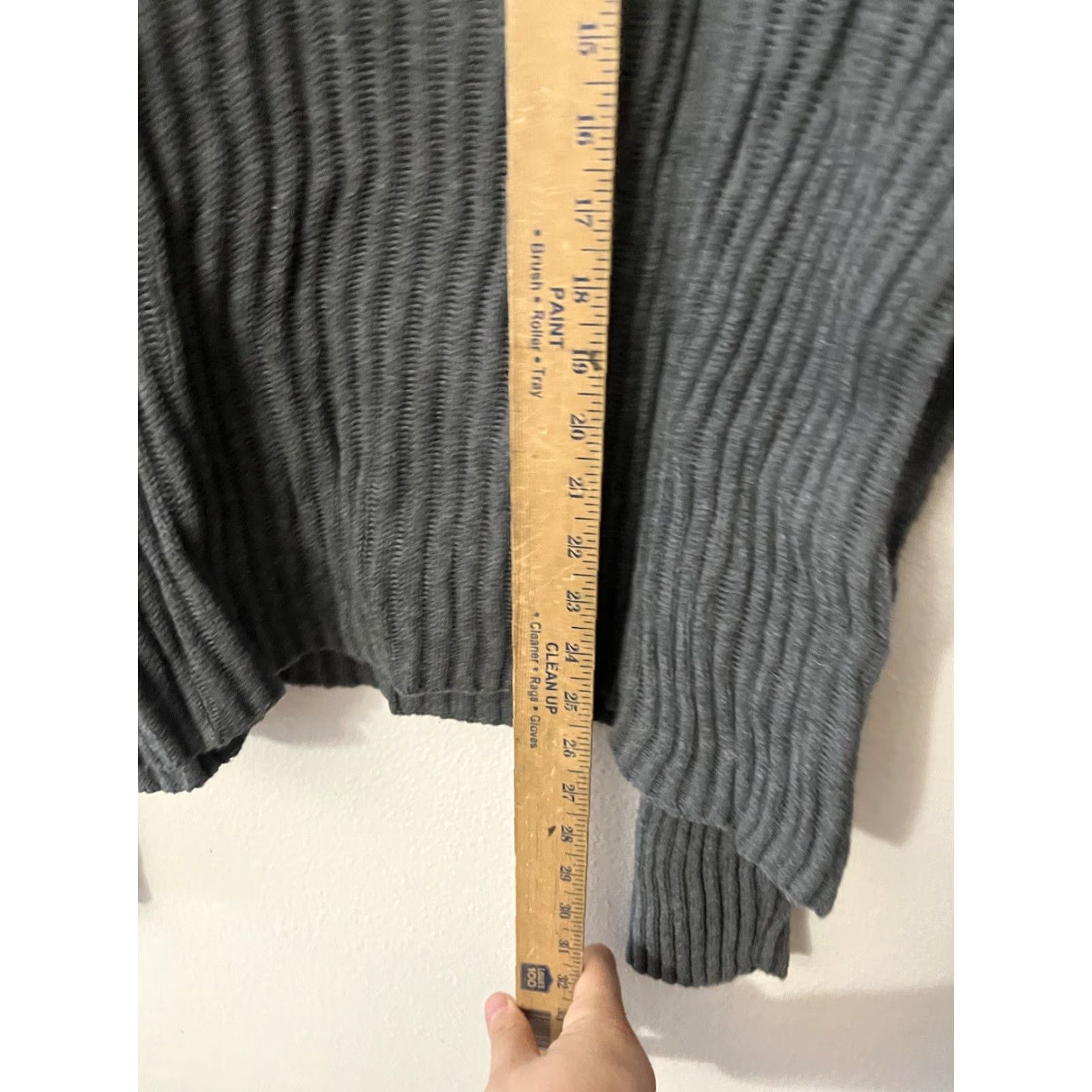 Gap VINTAGE Gap Sweater Mens Knit Gray Large Pullover Fleece Crew Neck USA 70s 80s Mens Lot Size US L / EU 52-54 / 3 - 4 Thumbnail