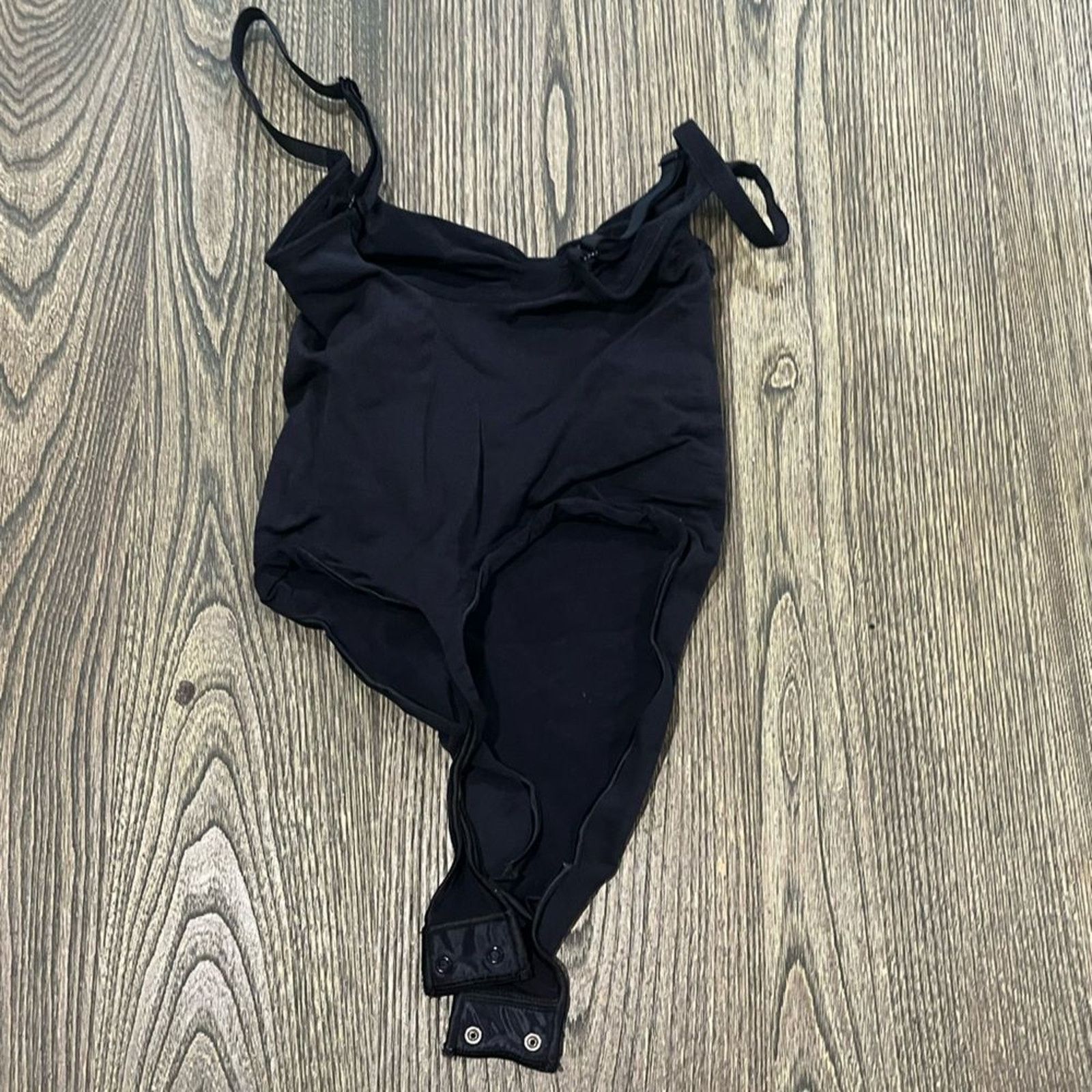SKIMS NWOT Skims Shapewear Seamless Sculpt Brief Thong Bodysuit L Size L / US 10 / IT 46 - 4 Thumbnail