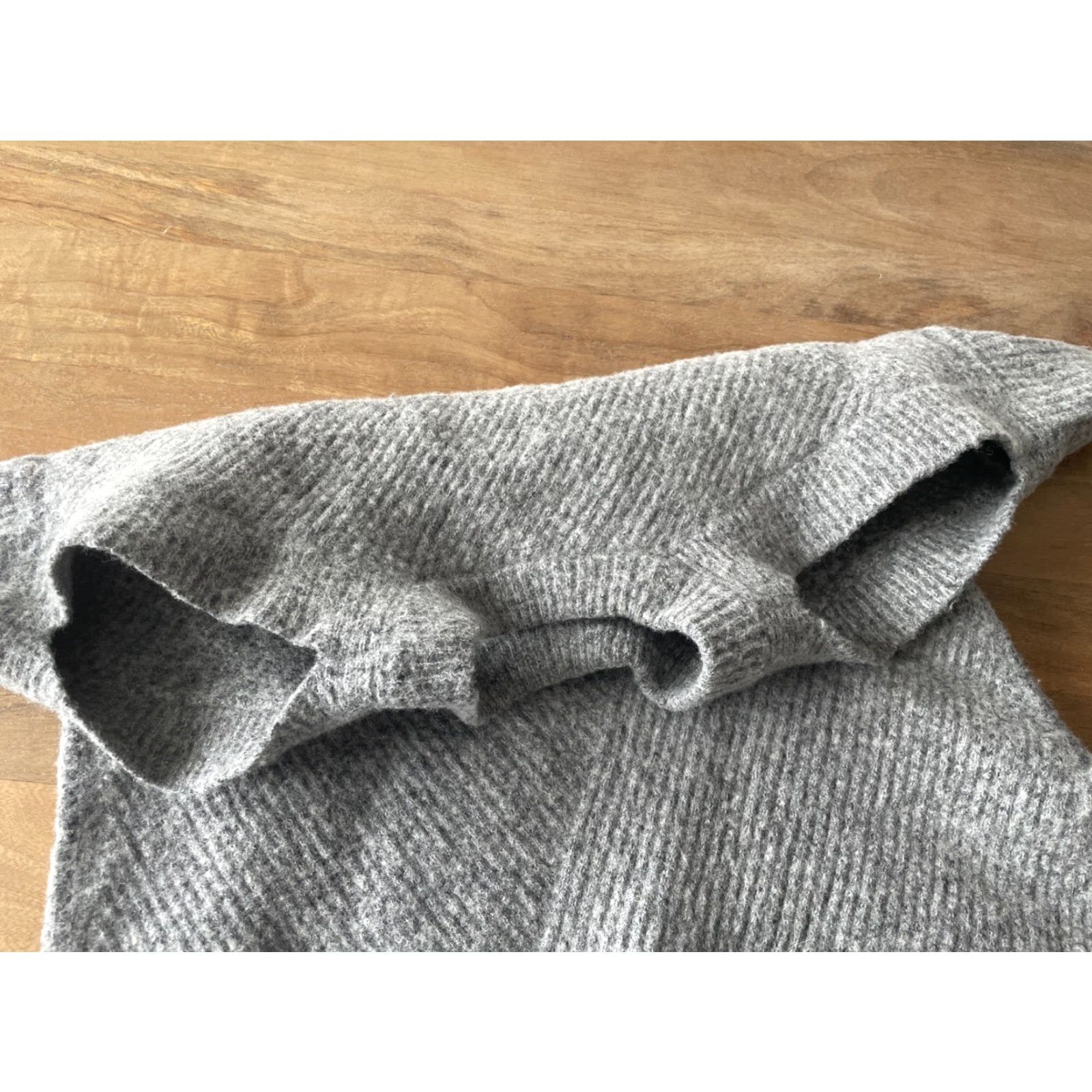 Allsaints VINTAGE? All Saints Gray Cold Shoulder Sweater Women’s XS Ribbed Knit Longsleeve Pullover Size XS / US 0-2 / IT 36-38 - 4 Thumbnail