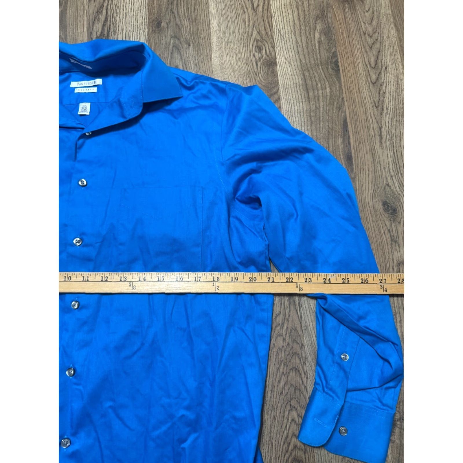 Van Heusen Van Heusen Shirt Men's 15.5 32/33 Blue Long Sleeve Button Up Regular Lux Sateen Size US L / EU 52-54 / 3 - 7 Thumbnail