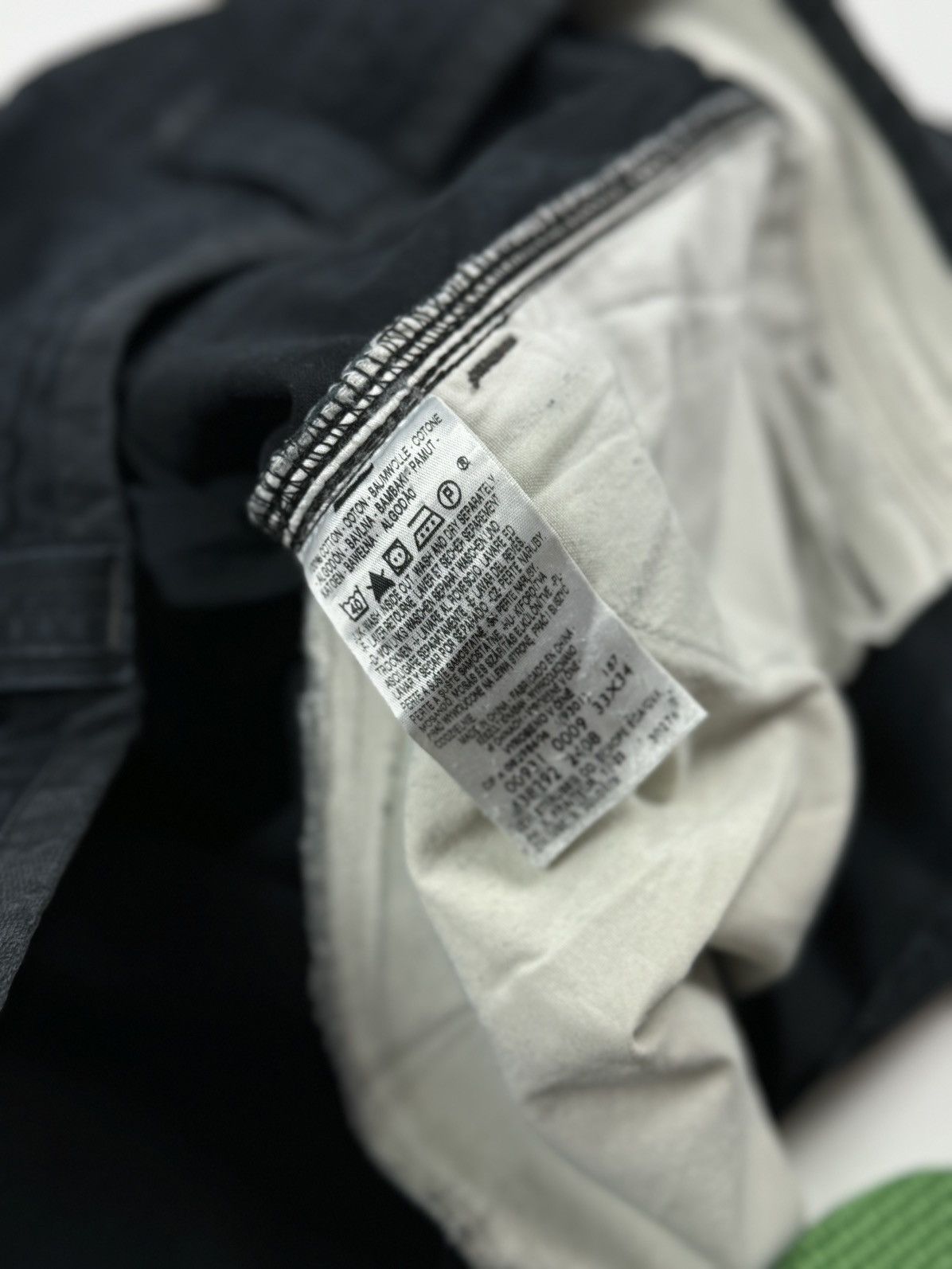 Levi's Y2K Vintage Levi’s Black Cargo Pants Size US 33 - 13 Thumbnail