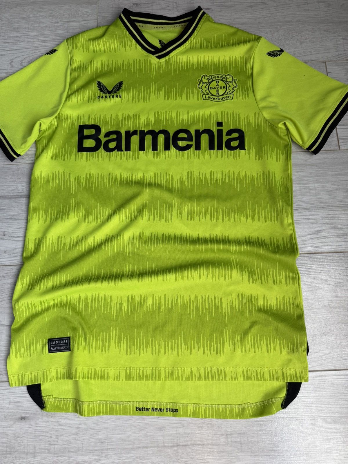 Castore 2022/23 Bayer Leverkusen Third Jersey Castore Barmenia shirt Size US M / EU 48-50 / 2 - 2 Thumbnail