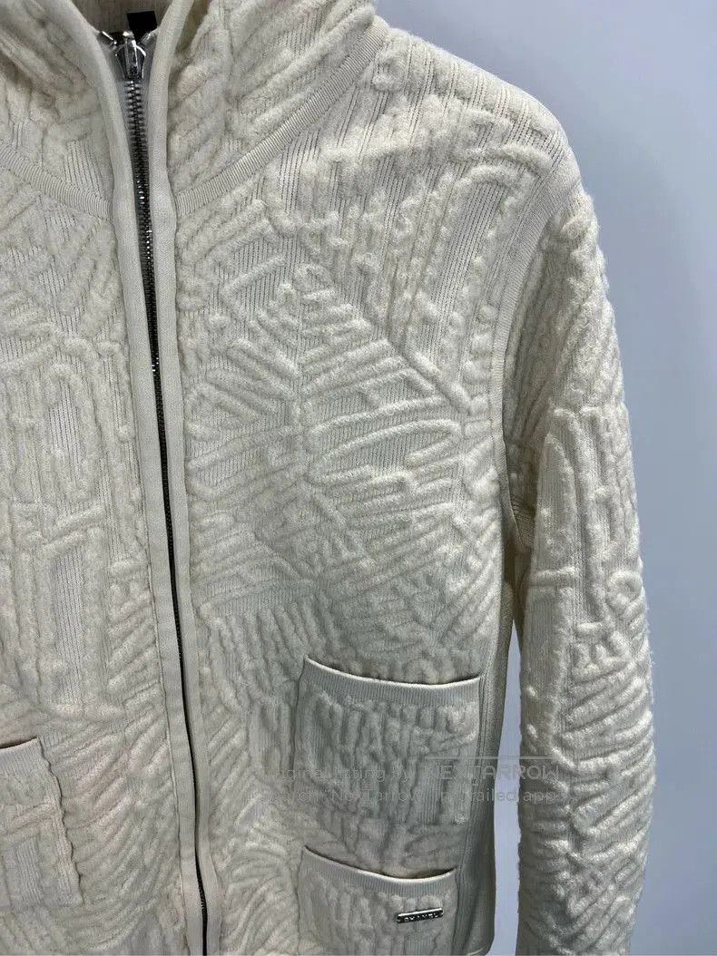 Chanel Chanel Beige Logo Hooded Jacket. Size US XS / EU 42 / 0 - 3 Thumbnail