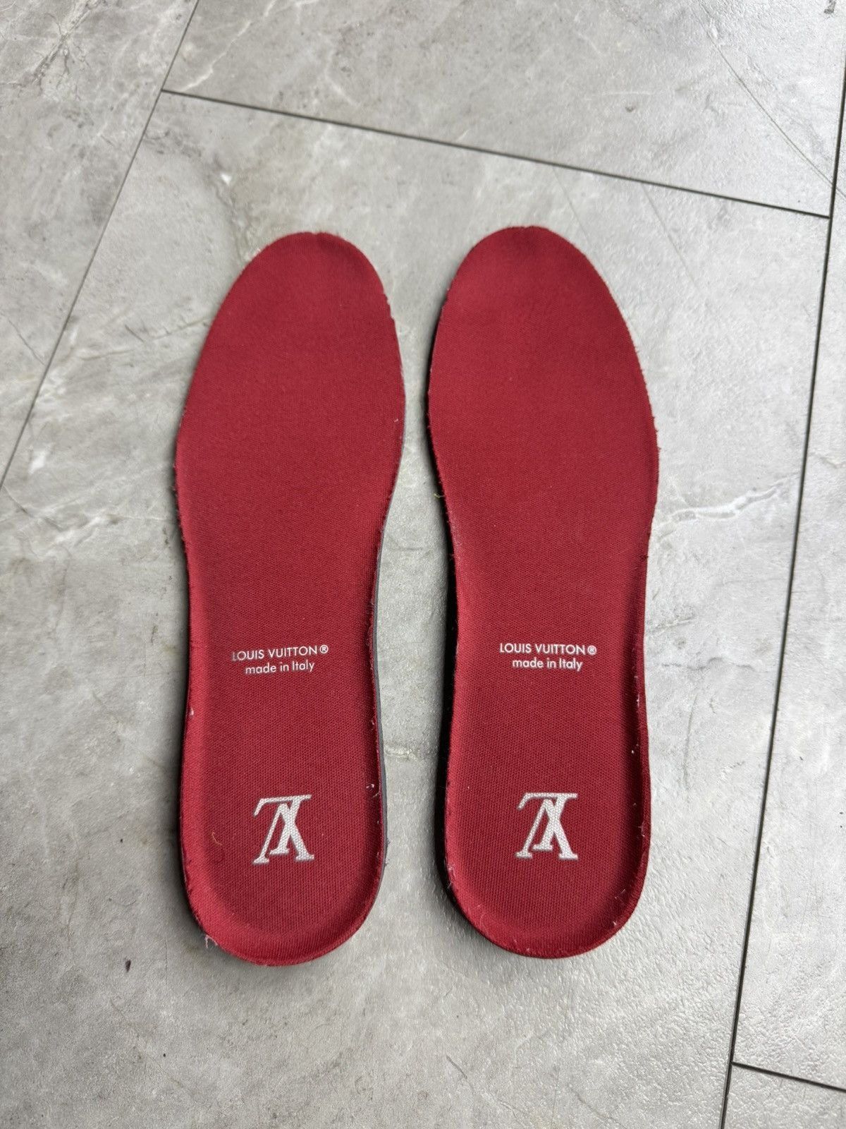 Louis Vuitton Louis Vuitton Red White LV Skate Trainer Size US 9 / EU 42 - 6 Thumbnail