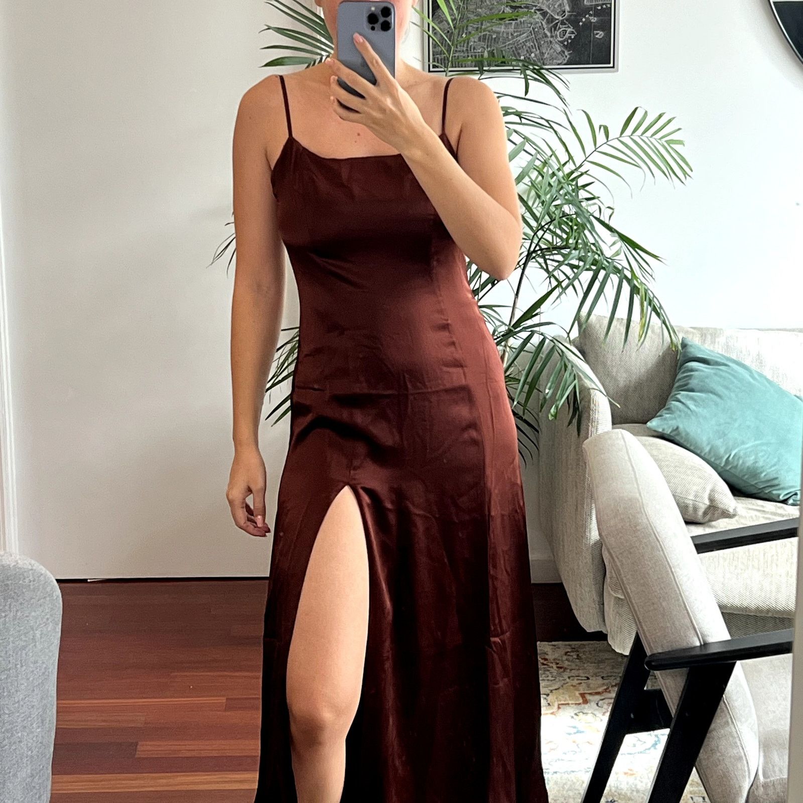 Reformation Reformation Melina Silk Maxi Dress Mahogany Brown Size XS / US 0-2 / IT 36-38 - 3 Thumbnail