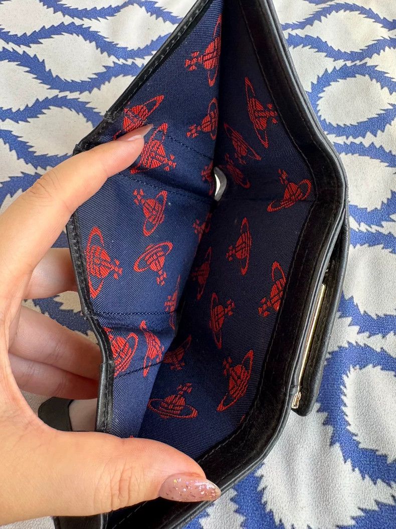 Vivienne Westwood Vivienne Westwood Black gold printed leather purse with th Size ONE SIZE - 8 Thumbnail