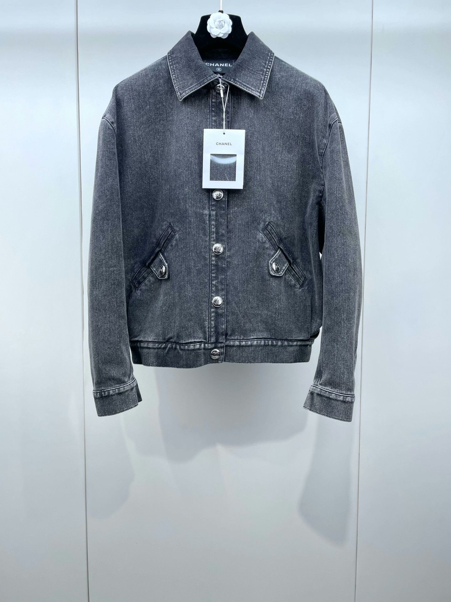 Chanel Chanel 23C Gray Denim Jacket Size XS / US 0-2 / IT 36-38 - 1 Thumbnail