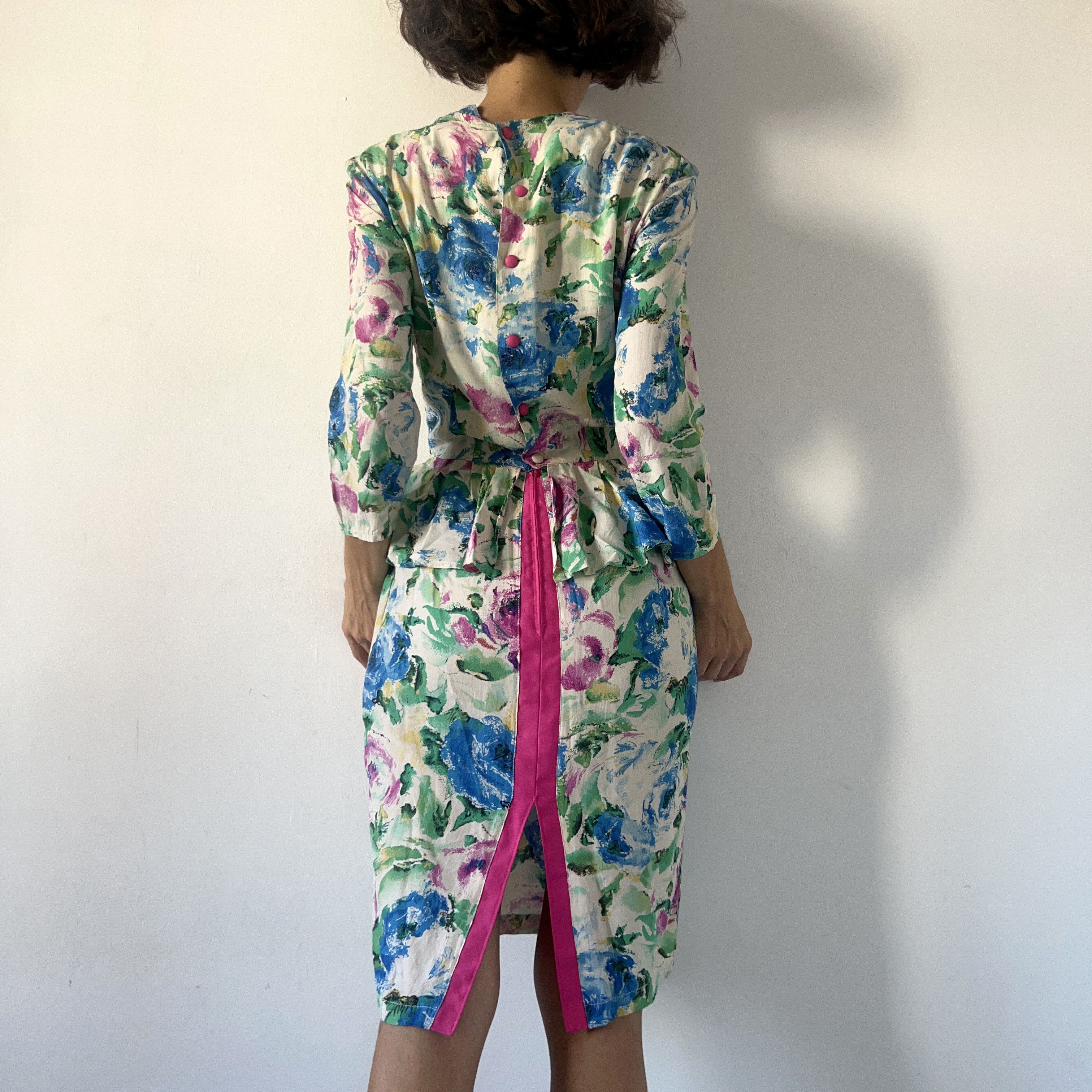 Vintage Vintage 70s white floral peplum dress Size M / US 6-8 / IT 42-44 - 2 Thumbnail