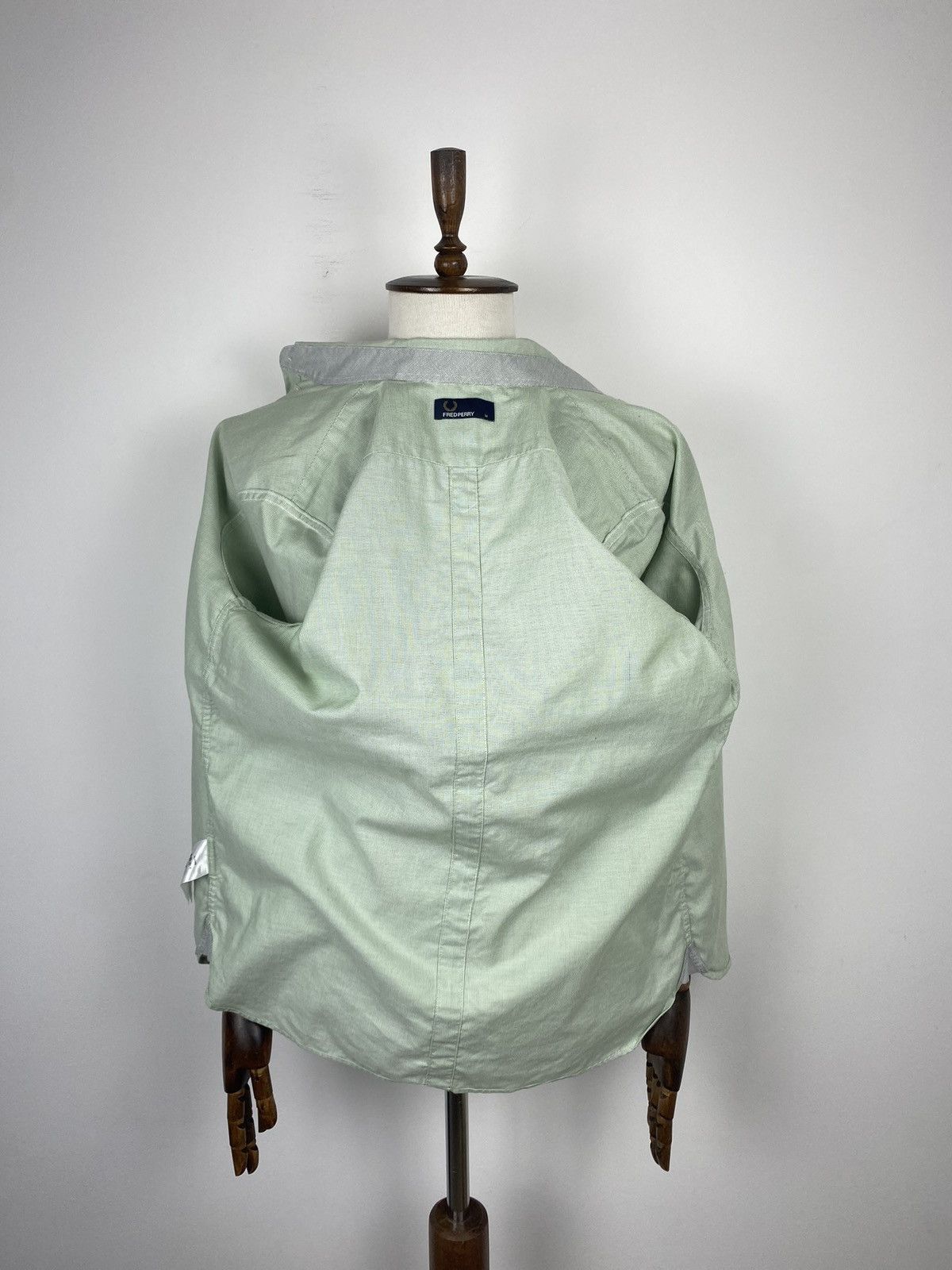 Fred Perry Men’s Fred Perry Short Sleeve Shirt size M Size US M / EU 48-50 / 2 - 4 Thumbnail