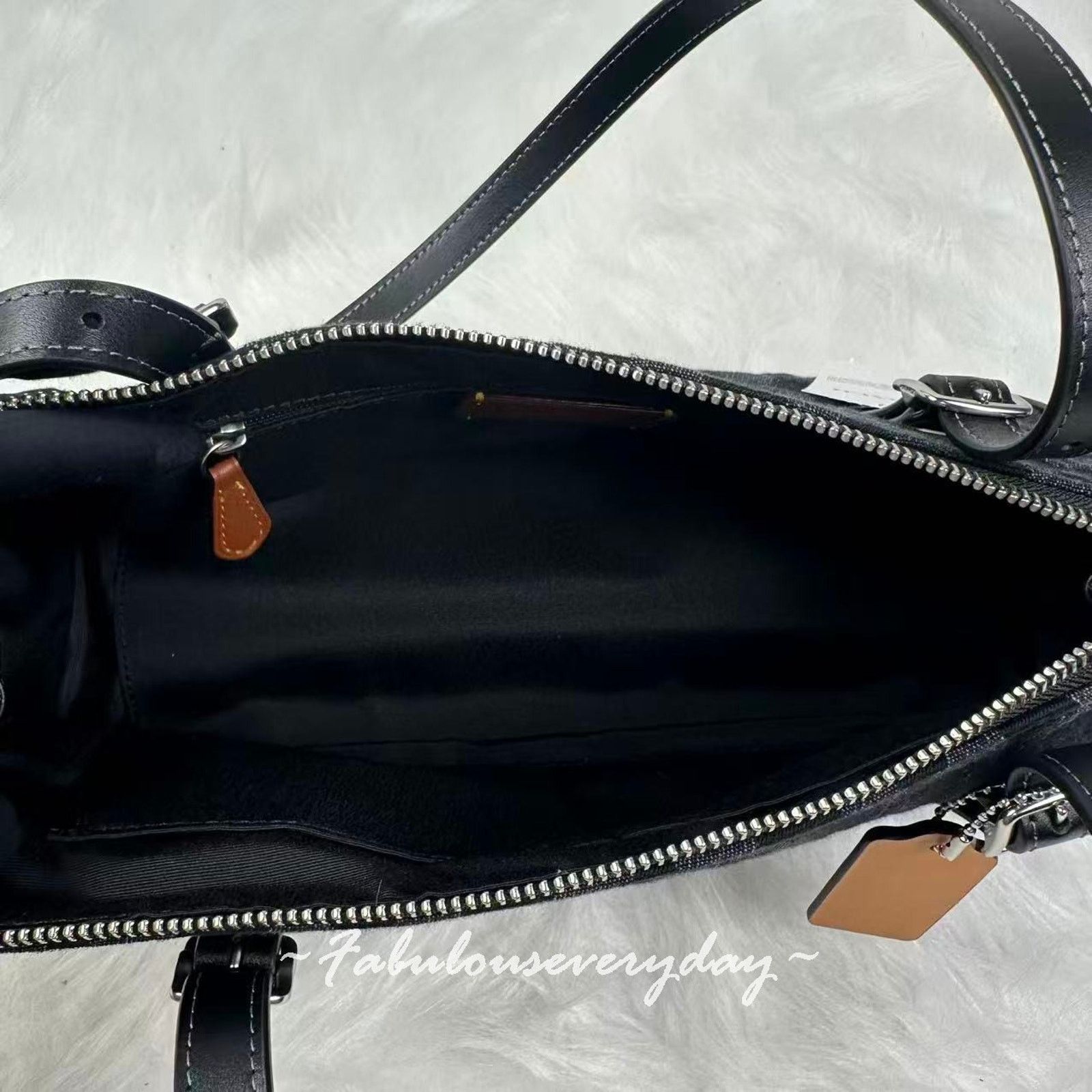Coach Coach Asher Shoulder Bag Signature Denim CDB92 Denim/Black Size ONE SIZE - 5 Thumbnail