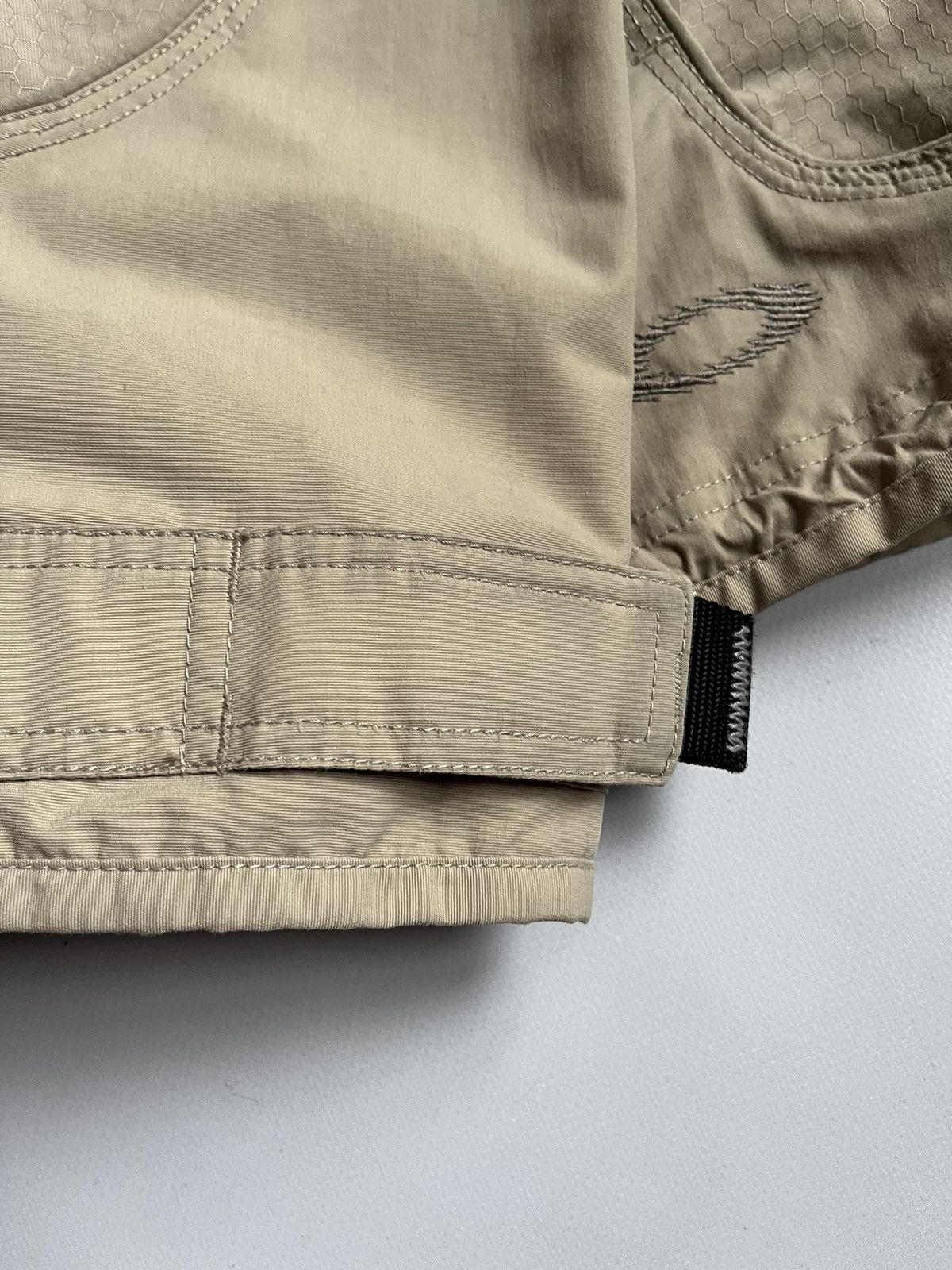 Oakley Vintage Oakley Men Beige WaterProof Jacket With Fleece Vest Size US L / EU 52-54 / 3 - 12 Thumbnail