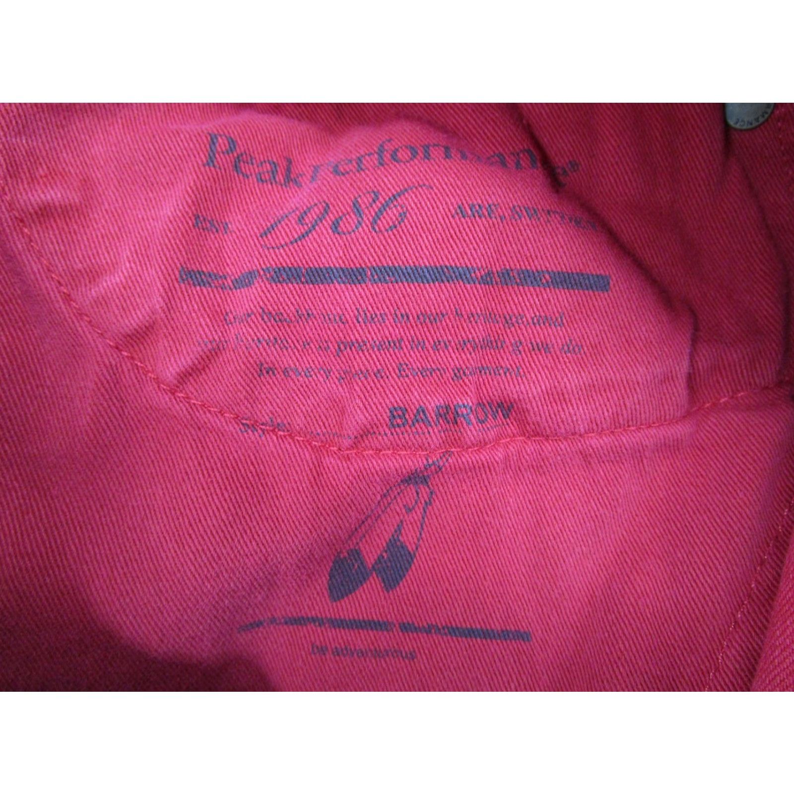 Peak Performance Peak Performance Mens Shorts 5-Pocket Red Denim Barrow P Button Fly 34 Casual Chino Pocket Polo Shirt Style 90s Vintage Mens? Size US 34 / EU 50 - 3 Thumbnail