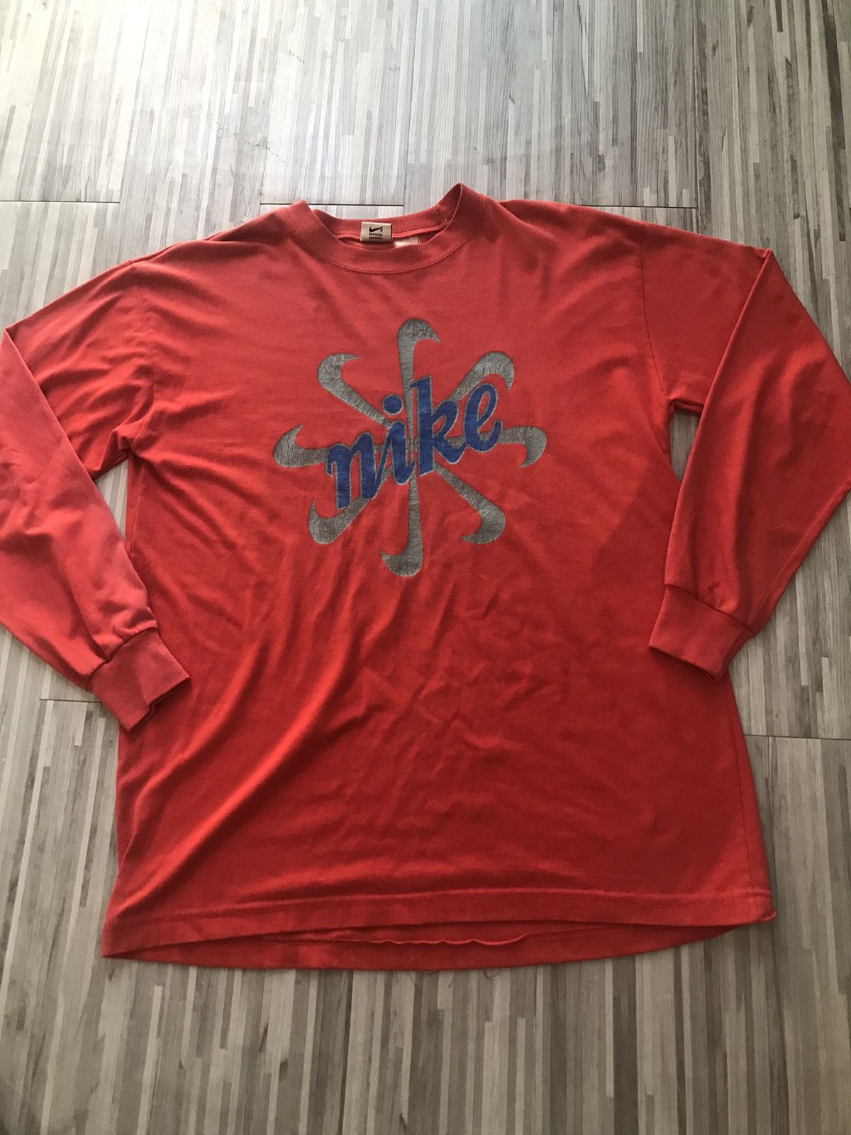 Nike × Vintage 90s Vintage Nike Tshirt Size US L / EU 52-54 / 3 - 1 Thumbnail