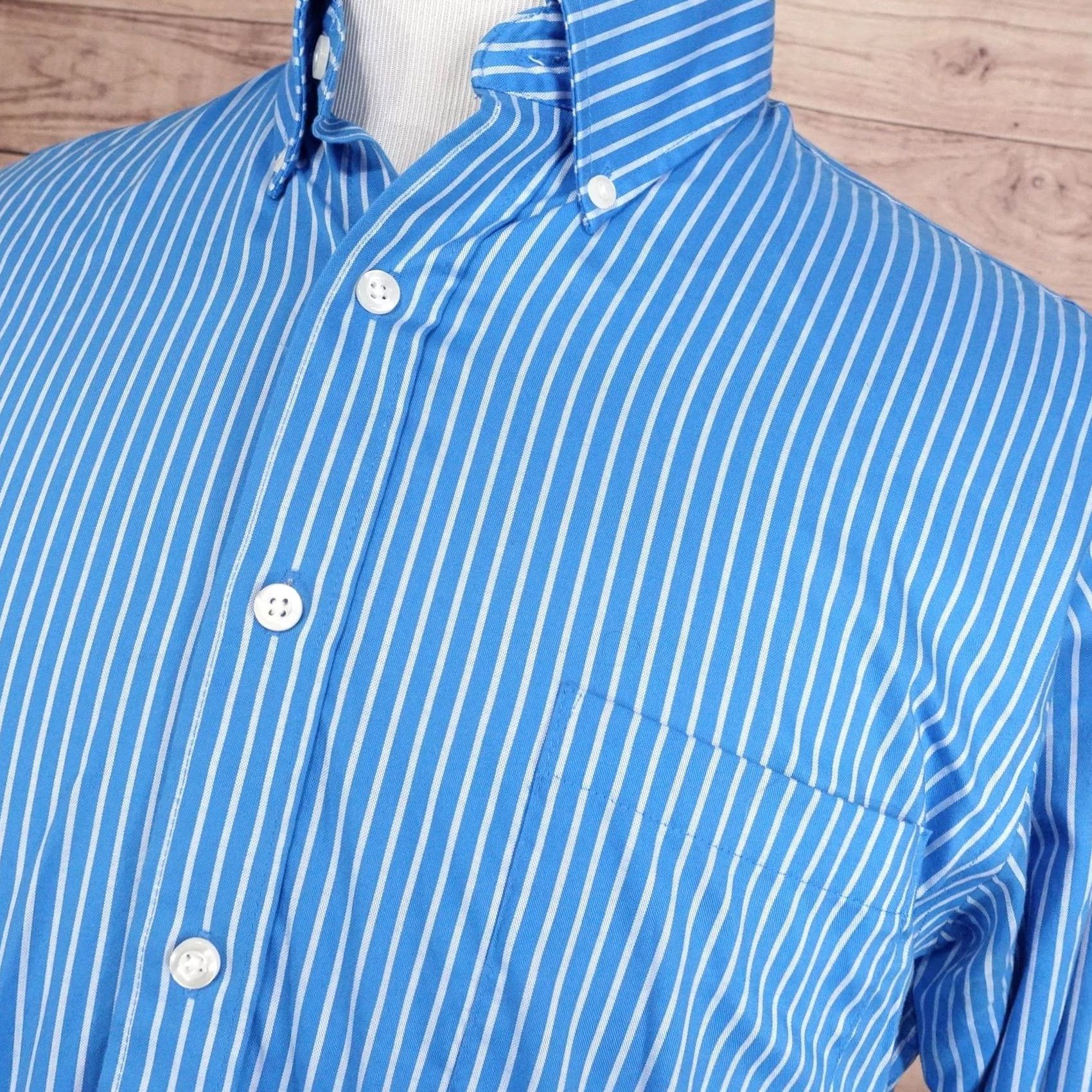 Kenneth Cole Kenneth Cole Reaction Dress Shirt Mens L 16-16.5 36/37 Blue Striped Non-Iron Regular Fit Button-Down Collar Shirt Size 42R - 2 Thumbnail