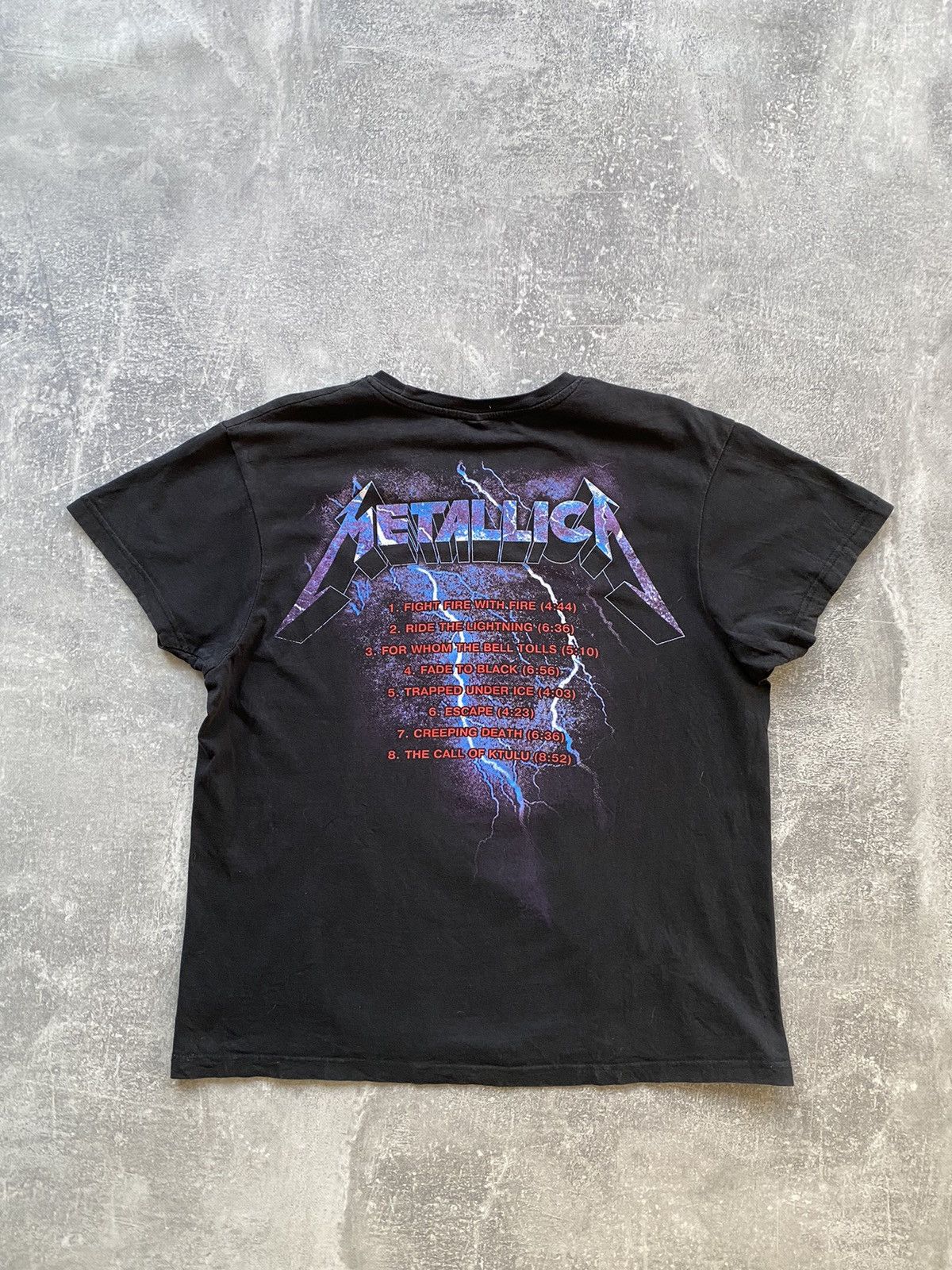 Band Tees × Metallica × Vintage Vintage Metallica Ride the Lightning Cropped T-shirt Size US M / EU 48-50 / 2 - 3 Thumbnail