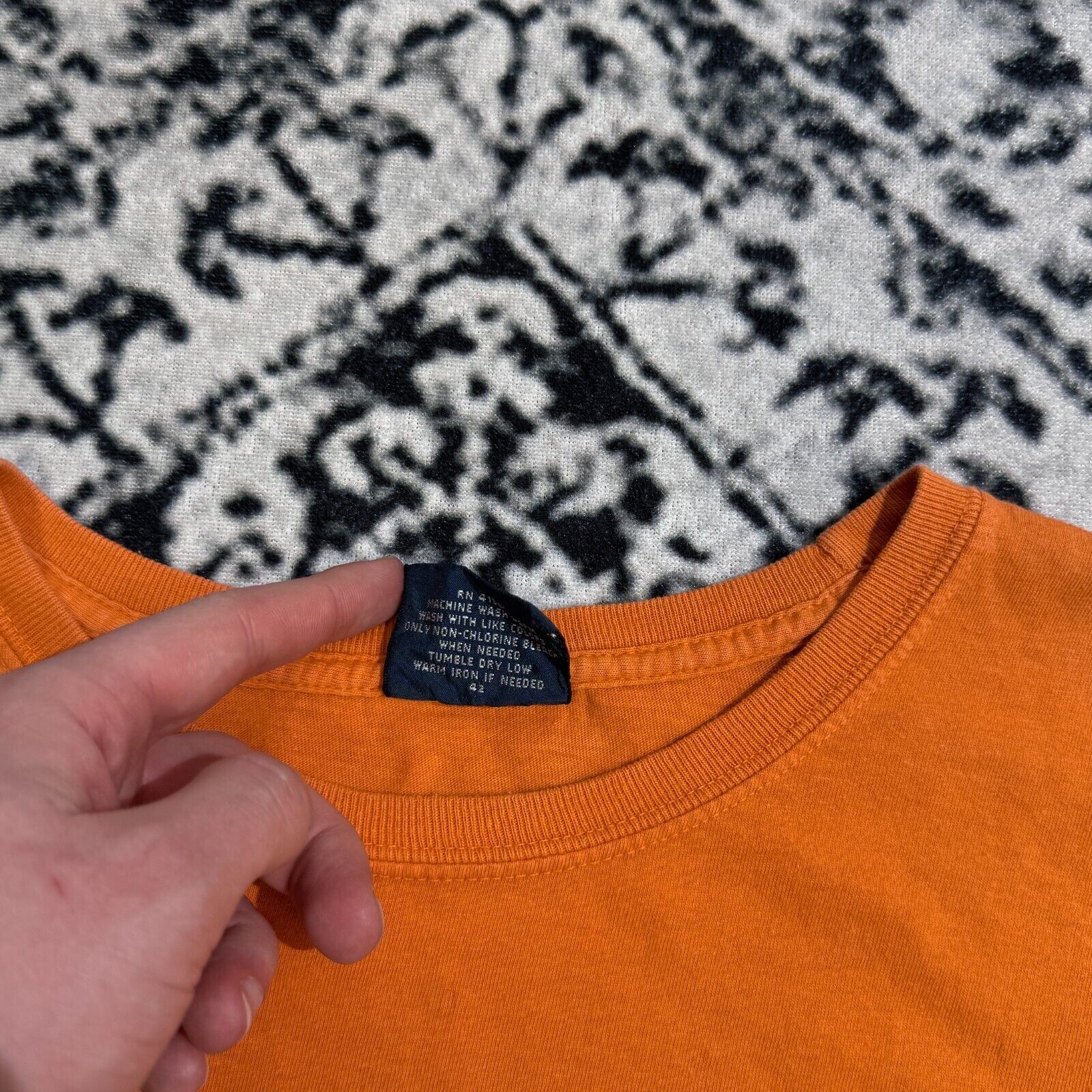 Ralph Lauren × Vintage Vintage Ralph Lauren Orange Cotton T-Shirt Size L Y2K 90s Size US L / EU 52-54 / 3 - 7 Thumbnail