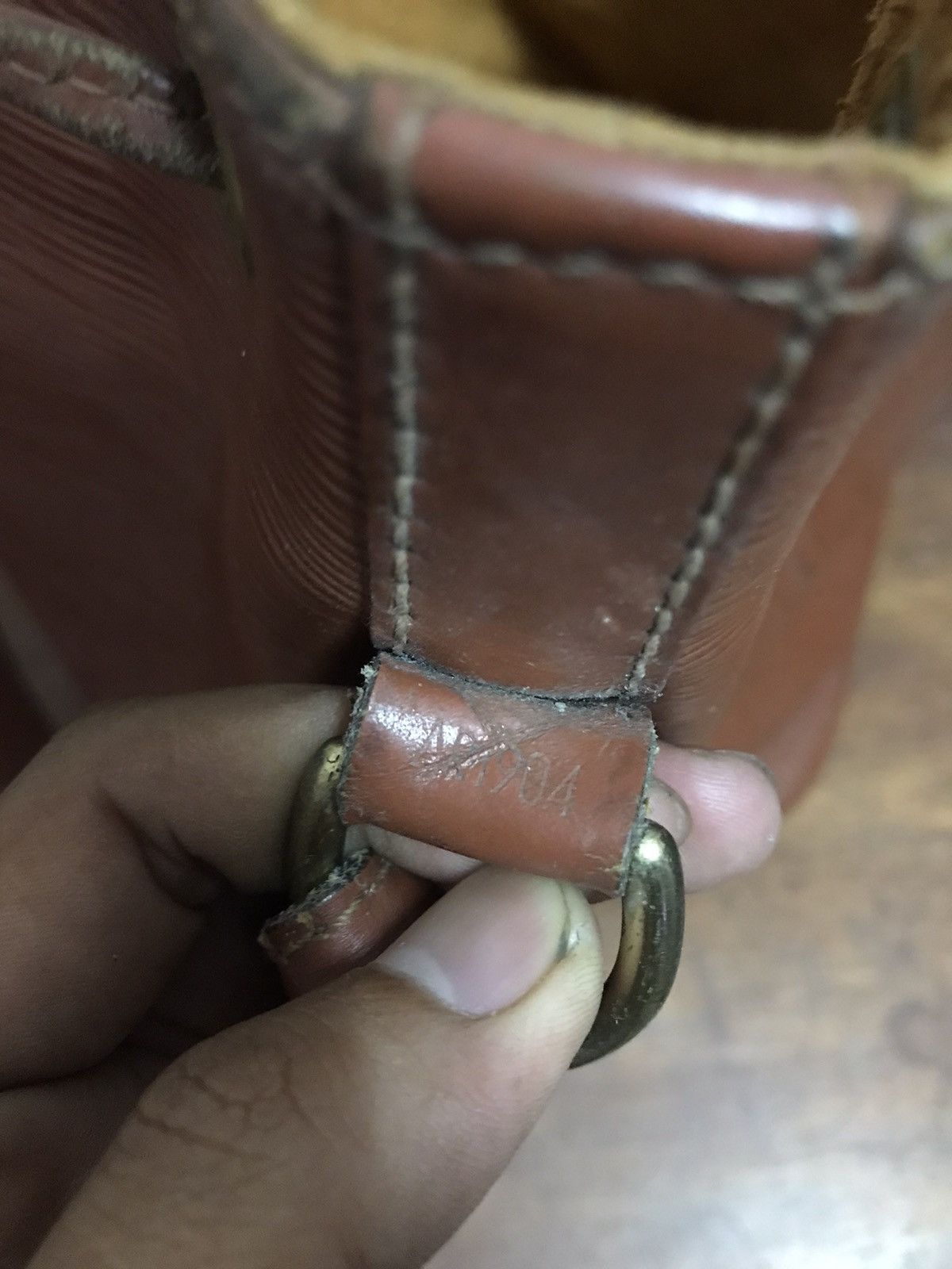 Louis Vuitton Authentic Louis Vuitton Epi Neo Size ONE SIZE - 4 Thumbnail