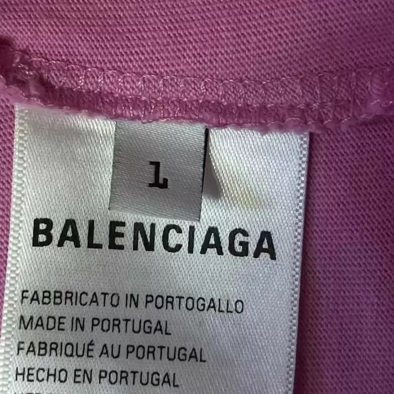 Balenciaga Balenciaga Pink Manchester United Soccer Embroidered Short Size US S / EU 44-46 / 1 - 4 Thumbnail