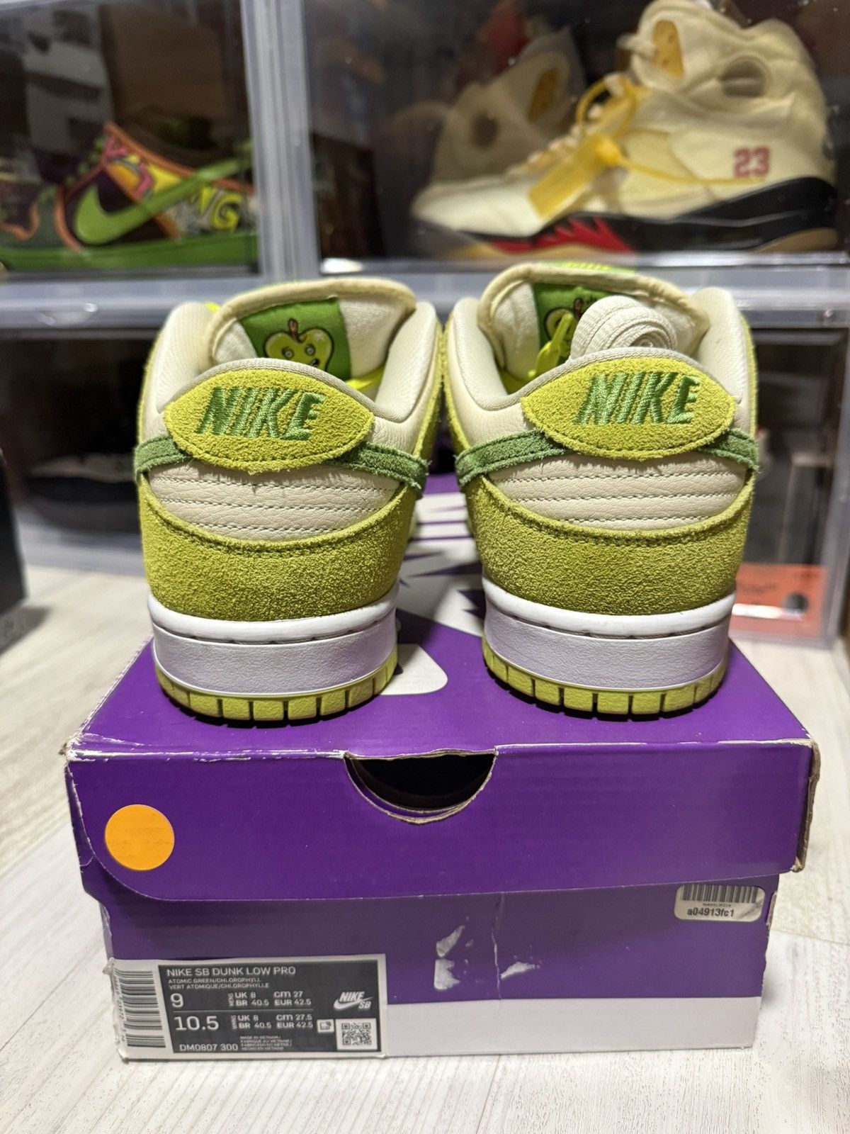 Nike SB Nike SB Dunk Low Pro Green Apple Size US 9 / EU 42 - 5 Thumbnail