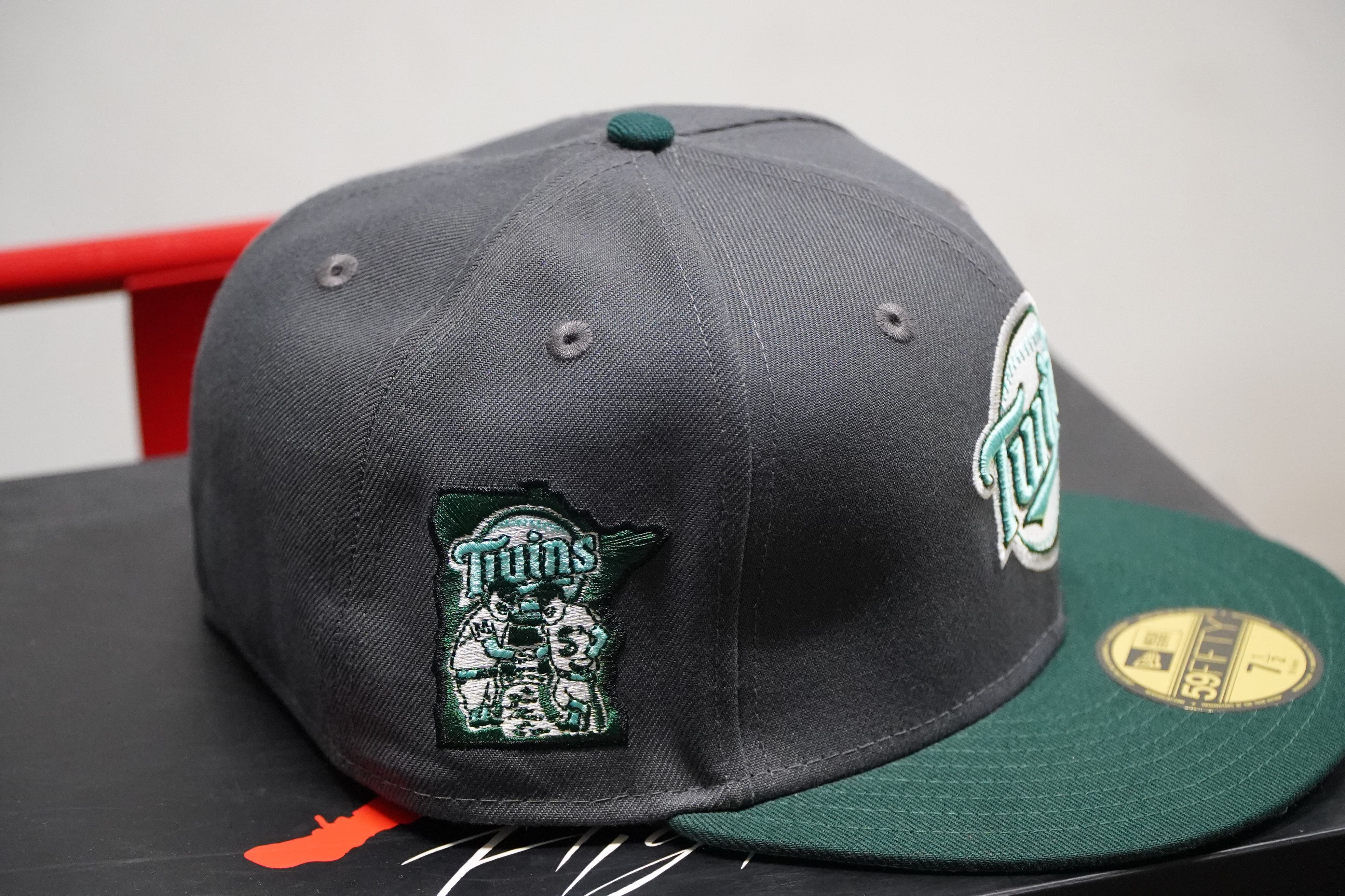 New Era Minnesota Twins New Era - 7 1/2 Size ONE SIZE - 2 Thumbnail