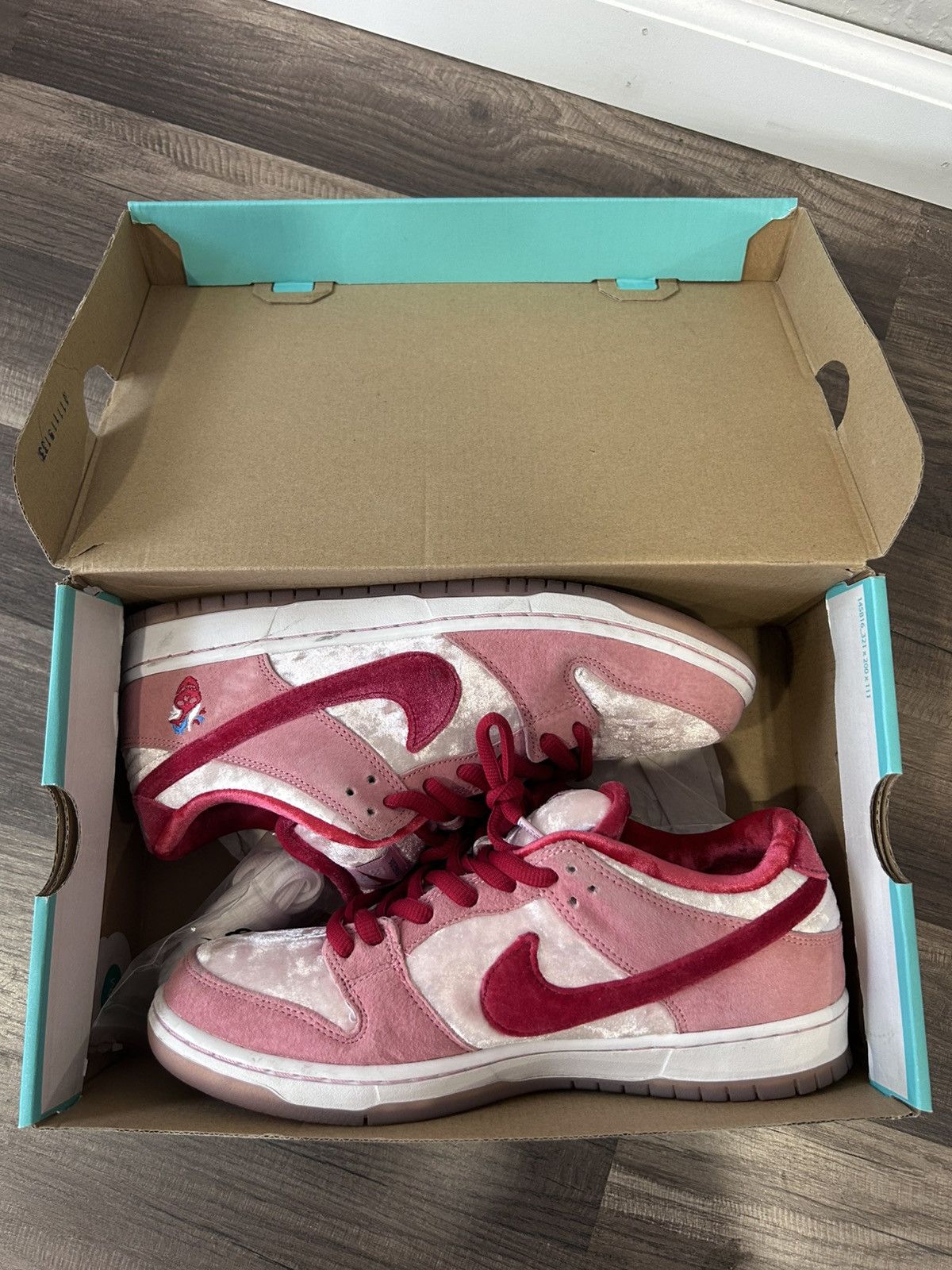 Nike × StrangeLove Skateboards Nike SB Dunk Low Pro “StrangeLove” Size US 9 / EU 42 - 6 Thumbnail