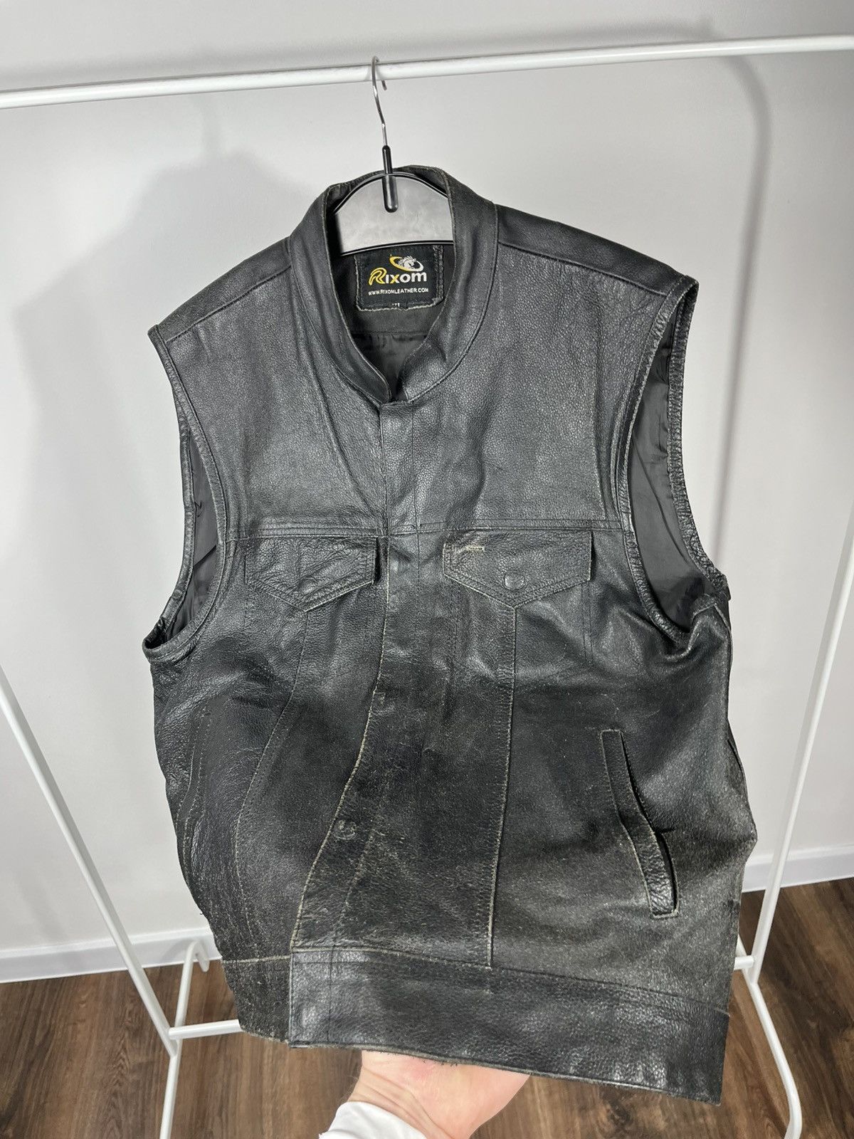 Leather Black Leather Biker Vest Snap Front Sleeveless Mens XL Size US XL / EU 56 / 4 - 6 Thumbnail