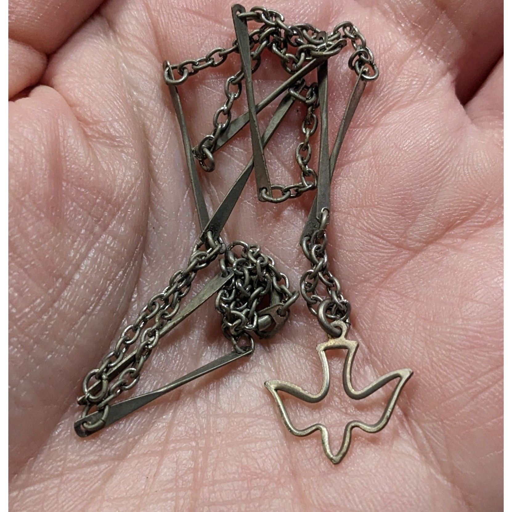 Other Minimalist Dove Silver Tone Necklace With Unique Bar Chain Size ONE SIZE - 5 Thumbnail