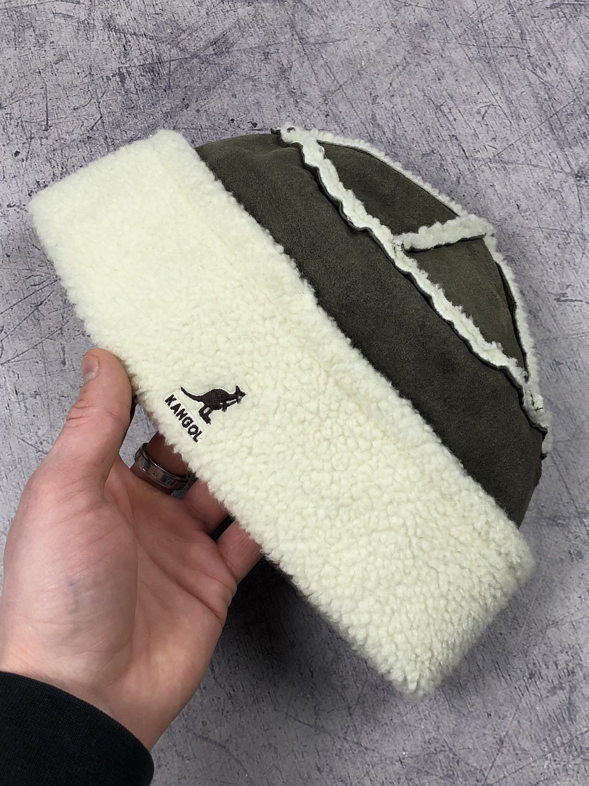 Vintage Y2K Kangol Sheepskin Fleece Suede/Boucle Hat rare