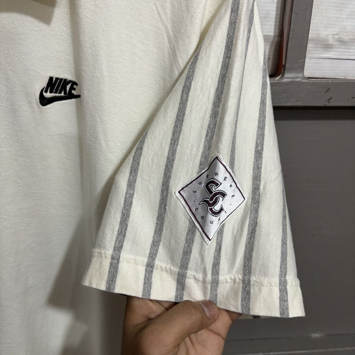 Nike Vtg Nike suprem court polo shirt Size US L / EU 52-54 / 3 - 9 Thumbnail